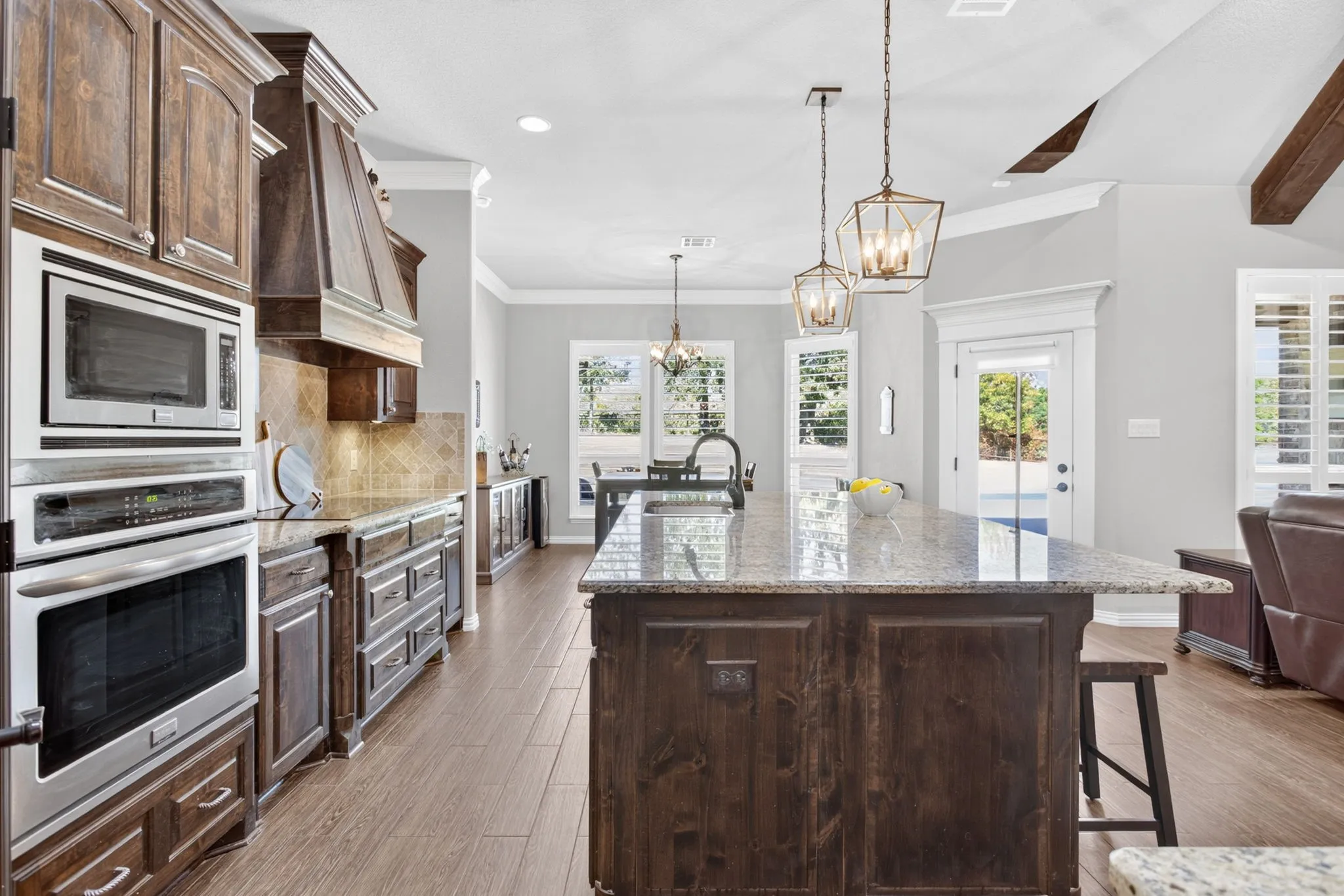 Single Family Residence For Sale in Parker County , 164 Spring Meadow Drive, Springtown, Texas 76082, 4 Bedroom, 2 Bathroom, 3 Garage spaces, 2,462 Sqft, built in 2017, mls#21386285, Real Estate Agent in Springtown, Homes For Sale in Parker county, Homes For Sale in Springtown, Realtor in Springtown Texas, Real Estate Brokerage Independent Realty Texas, Luminita Cordes Realtor