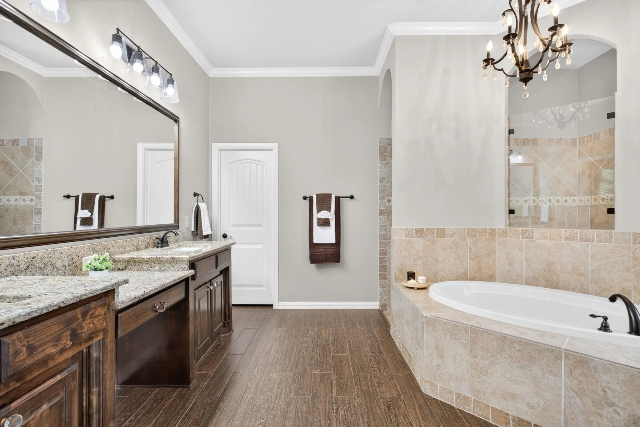 Single Family Residence For Sale in Parker County , 164 Spring Meadow Drive, Springtown, Texas 76082, 4 Bedroom, 2 Bathroom, 3 Garage spaces, 2,462 Sqft, built in 2017, mls#21386285, Real Estate Agent in Springtown, Homes For Sale in Parker county, Homes For Sale in Springtown, Realtor in Springtown Texas, Real Estate Brokerage Independent Realty Texas, Luminita Cordes Realtor
