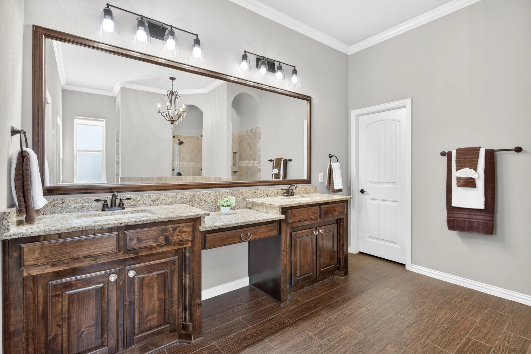 Single Family Residence For Sale in Parker County , 164 Spring Meadow Drive, Springtown, Texas 76082, 4 Bedroom, 2 Bathroom, 3 Garage spaces, 2,462 Sqft, built in 2017, mls#21386285, Real Estate Agent in Springtown, Homes For Sale in Parker county, Homes For Sale in Springtown, Realtor in Springtown Texas, Real Estate Brokerage Independent Realty Texas, Luminita Cordes Realtor
