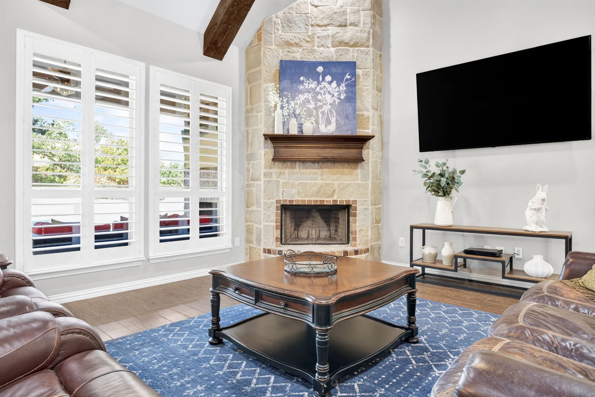 Single Family Residence For Sale in Parker County , 164 Spring Meadow Drive, Springtown, Texas 76082, 4 Bedroom, 2 Bathroom, 3 Garage spaces, 2,462 Sqft, built in 2017, mls#21386285, Real Estate Agent in Springtown, Homes For Sale in Parker county, Homes For Sale in Springtown, Realtor in Springtown Texas, Real Estate Brokerage Independent Realty Texas, Luminita Cordes Realtor