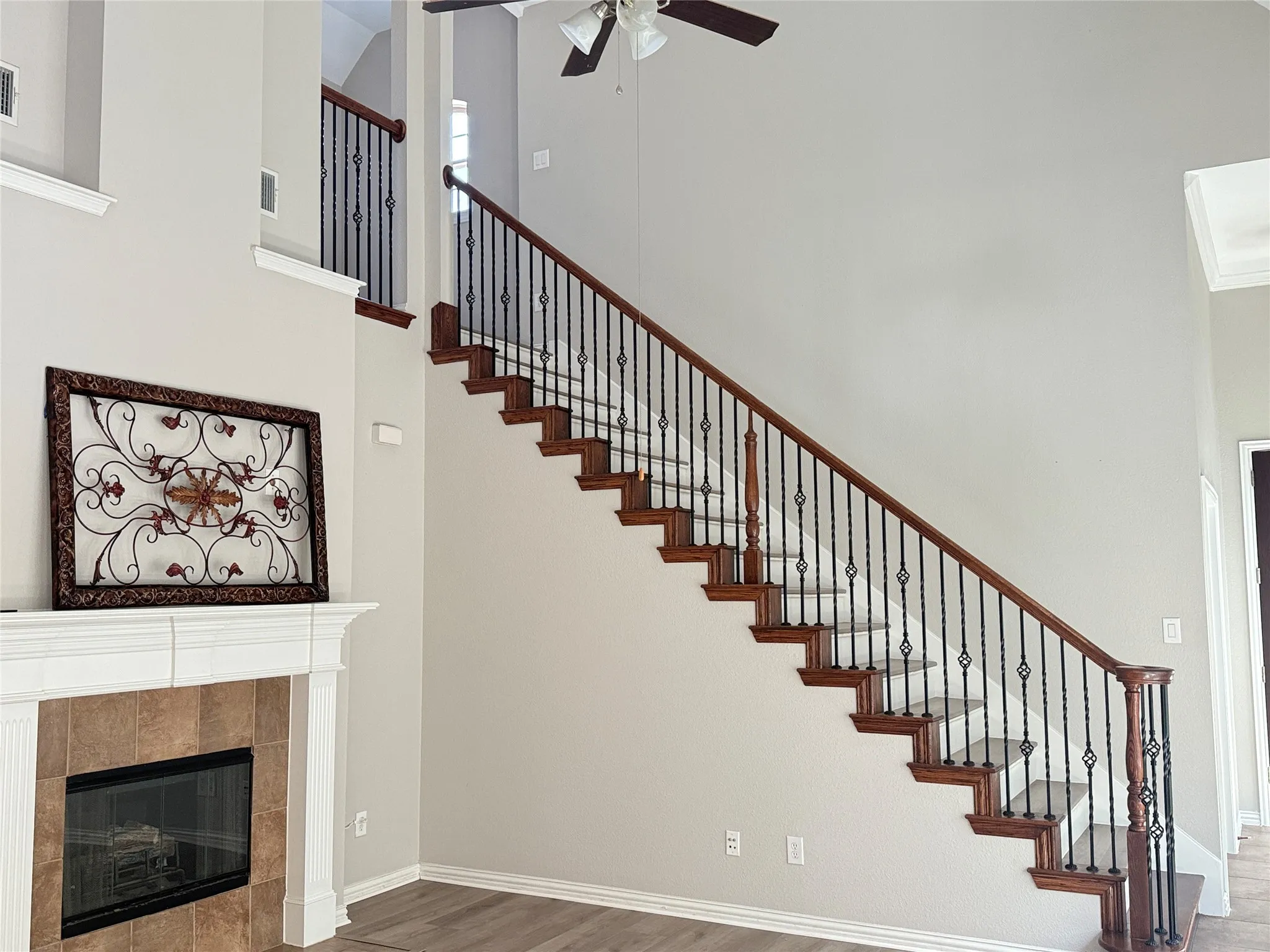 Single Family Residence For Sale in Collin County , 2108 Harris Place, Plano, Texas 75025, 3 Bedroom, 3 Bathroom, 2 Garage spaces, 2,072 Sqft, built in 2008, mls#21390187, Real Estate Agent in Plano, Homes For Sale in Collin county, Homes For Sale in Plano, Realtor in Plano Texas, Real Estate Brokerage Independent Realty Texas, Luminita Cordes Realtor