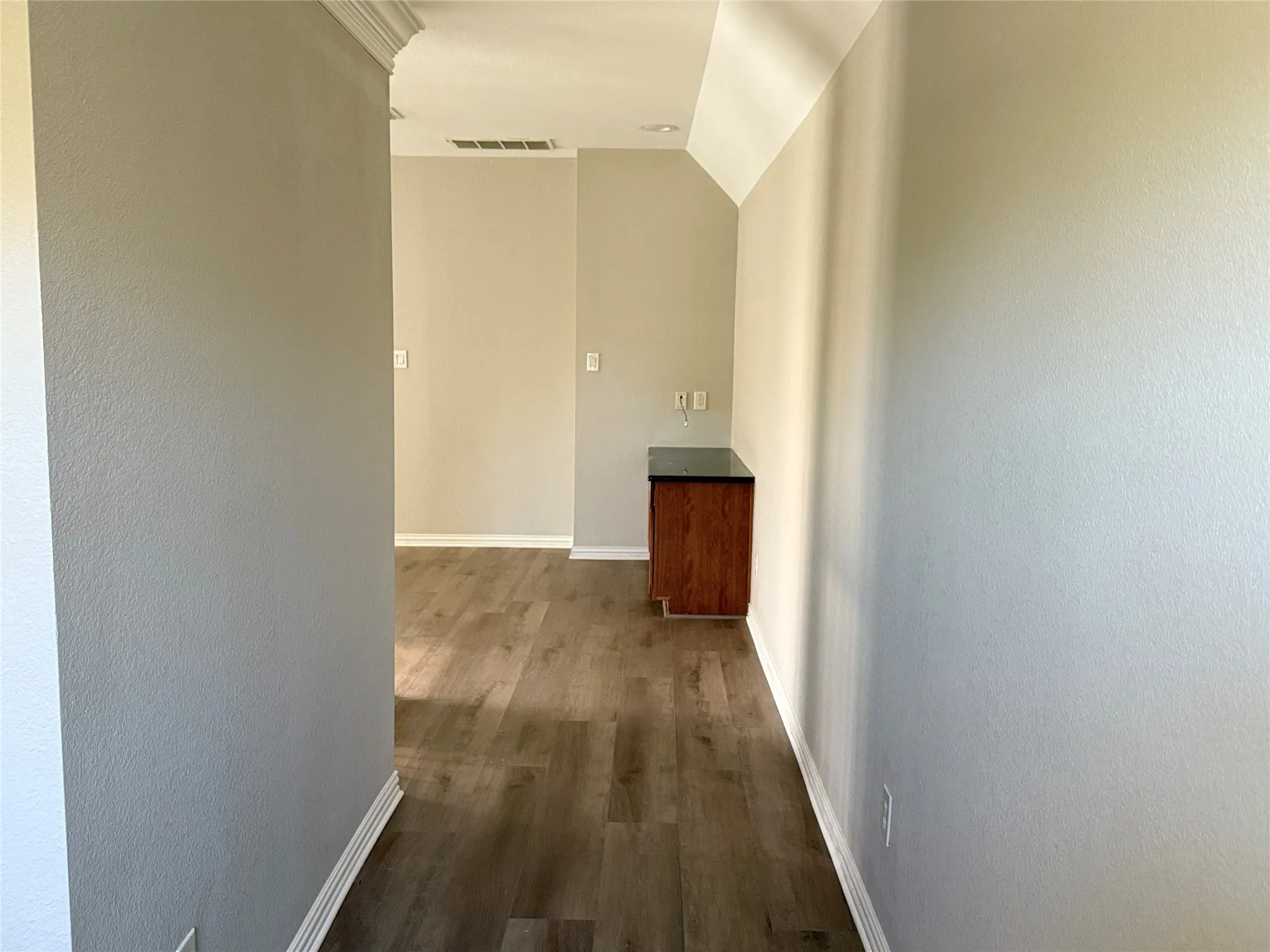 Single Family Residence For Sale in Collin County , 2108 Harris Place, Plano, Texas 75025, 3 Bedroom, 3 Bathroom, 2 Garage spaces, 2,072 Sqft, built in 2008, mls#21390187, Real Estate Agent in Plano, Homes For Sale in Collin county, Homes For Sale in Plano, Realtor in Plano Texas, Real Estate Brokerage Independent Realty Texas, Luminita Cordes Realtor