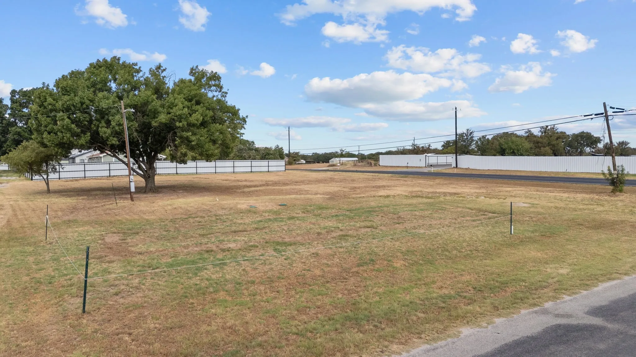 Broad frontage and open site area create multiple layout possibilities.