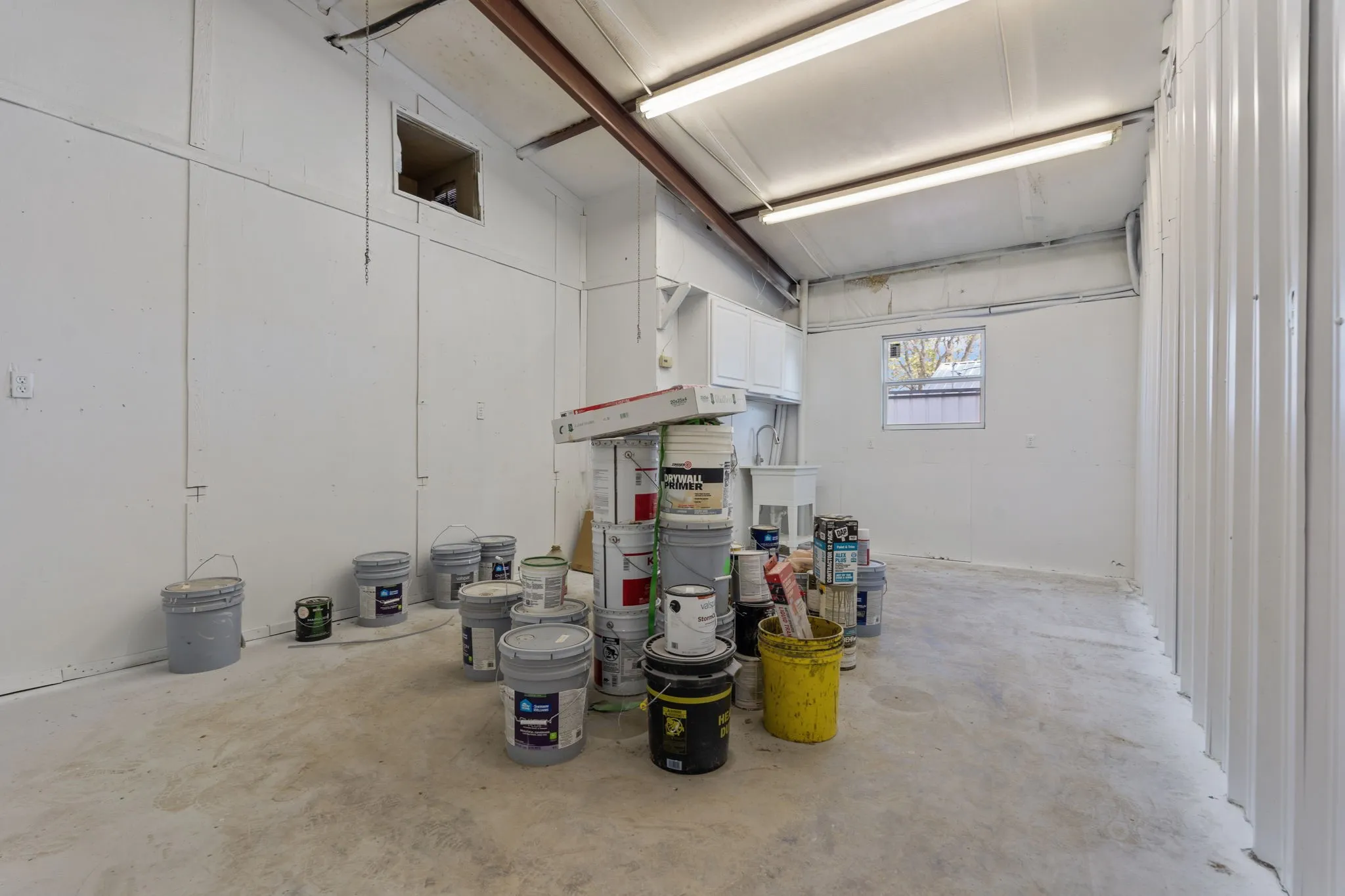 Approx. 13 x 20 office or flex room with central heating and cooling.