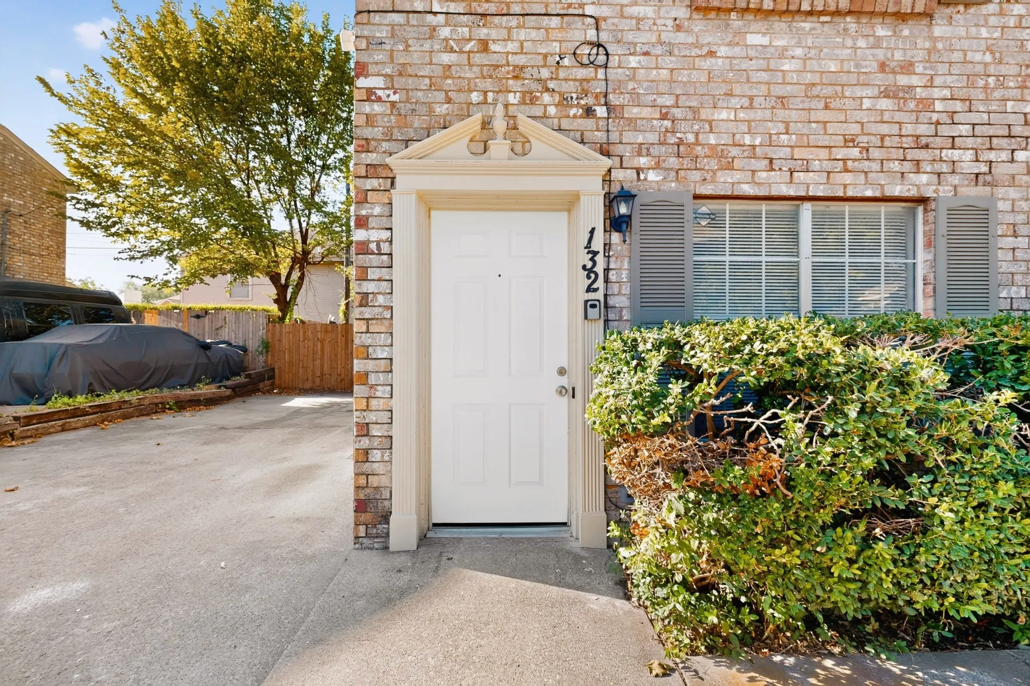 Duplex For Sale in Dallas County , 130-132 Graystone Place, Duncanville, Texas 75137, 4 Bedroom, 4 Bathroom, Garage spaces, 0 Sqft, built in 1982, mls#21387355, Real Estate Agent in Duncanville, Homes For Sale in Dallas county, Homes For Sale in Duncanville, Realtor in Duncanville Texas, Real Estate Brokerage Independent Realty Texas, Luminita Cordes Realtor