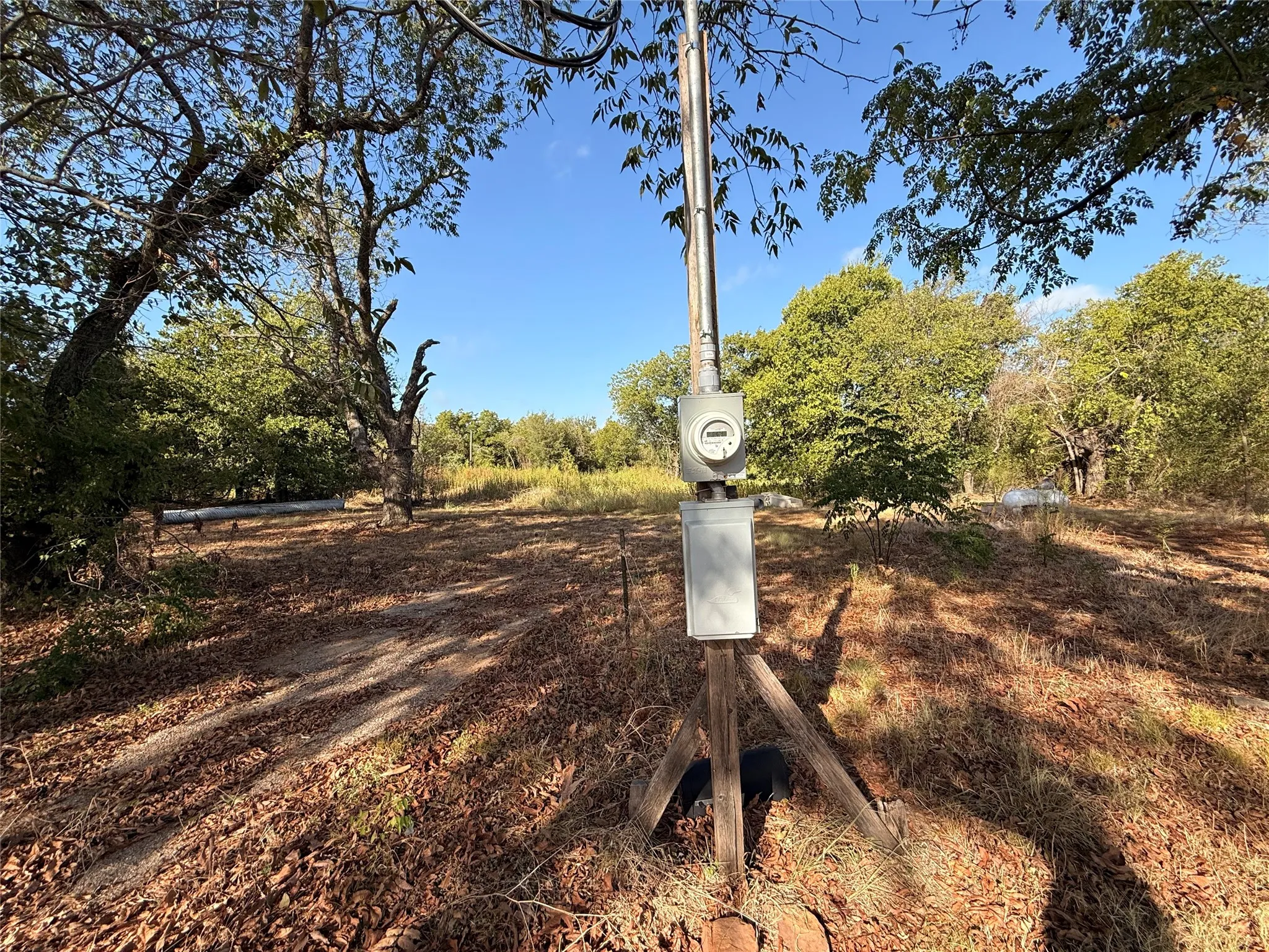 Improved Land For Sale in Hill County , 519 N Barron Road, Covington, Texas 76636, 0, 0, Garage spaces, 0 Sqft, built in 0, mls#21388160, Real Estate Agent in Covington, Homes For Sale in Hill county, Homes For Sale in Covington, Realtor in Covington Texas, Real Estate Brokerage Independent Realty Texas, Luminita Cordes Realtor