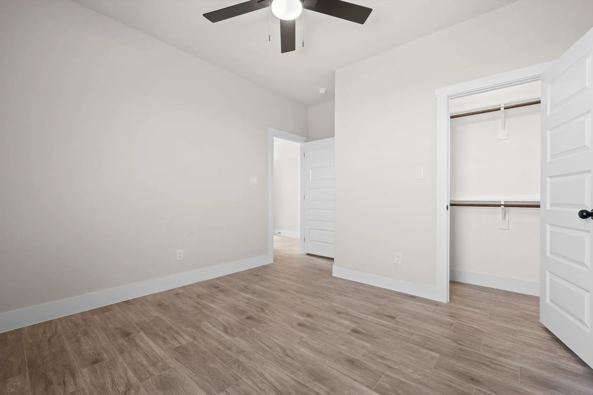 Single Family Residence For Sale in Hood County , 5514 Van Horn Drive, Granbury, Texas 76048, 3 Bedroom, 2 Bathroom, 2 Garage spaces, 1,490 Sqft, built in 2026, mls#21389851, Real Estate Agent in Granbury, Homes For Sale in Hood county, Homes For Sale in Granbury, Realtor in Granbury Texas, Real Estate Brokerage Independent Realty Texas, Luminita Cordes Realtor
