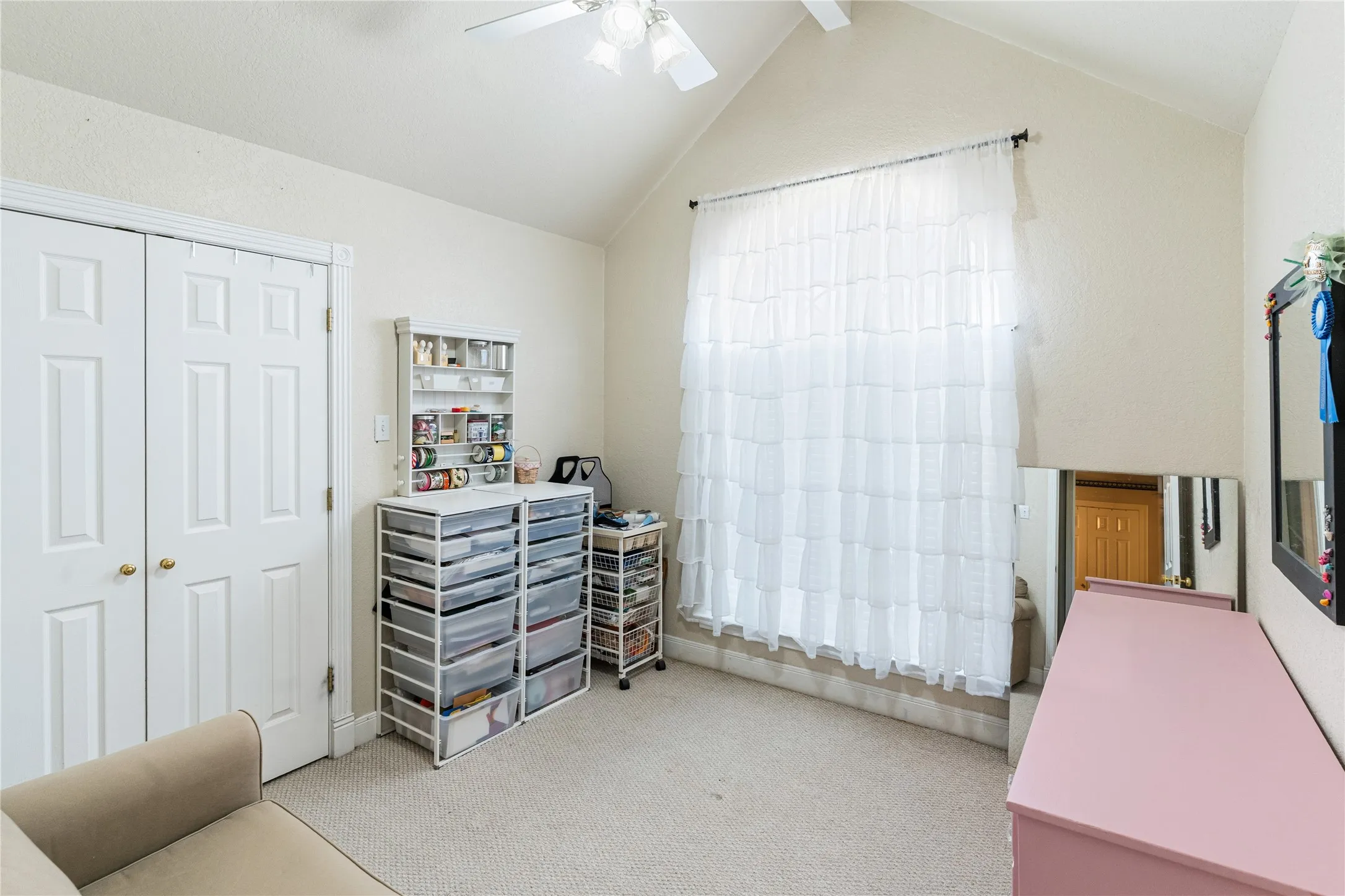 Single Family Residence For Sale in Parker County , 120 Christopher Court, Weatherford, Texas 76088, 5 Bedroom, 3 Bathroom, 2 Garage spaces, 2,068 Sqft, built in 2000, mls#21377906, Real Estate Agent in Weatherford, Homes For Sale in Parker county, Homes For Sale in Weatherford, Realtor in Weatherford Texas, Real Estate Brokerage Independent Realty Texas, Luminita Cordes Realtor