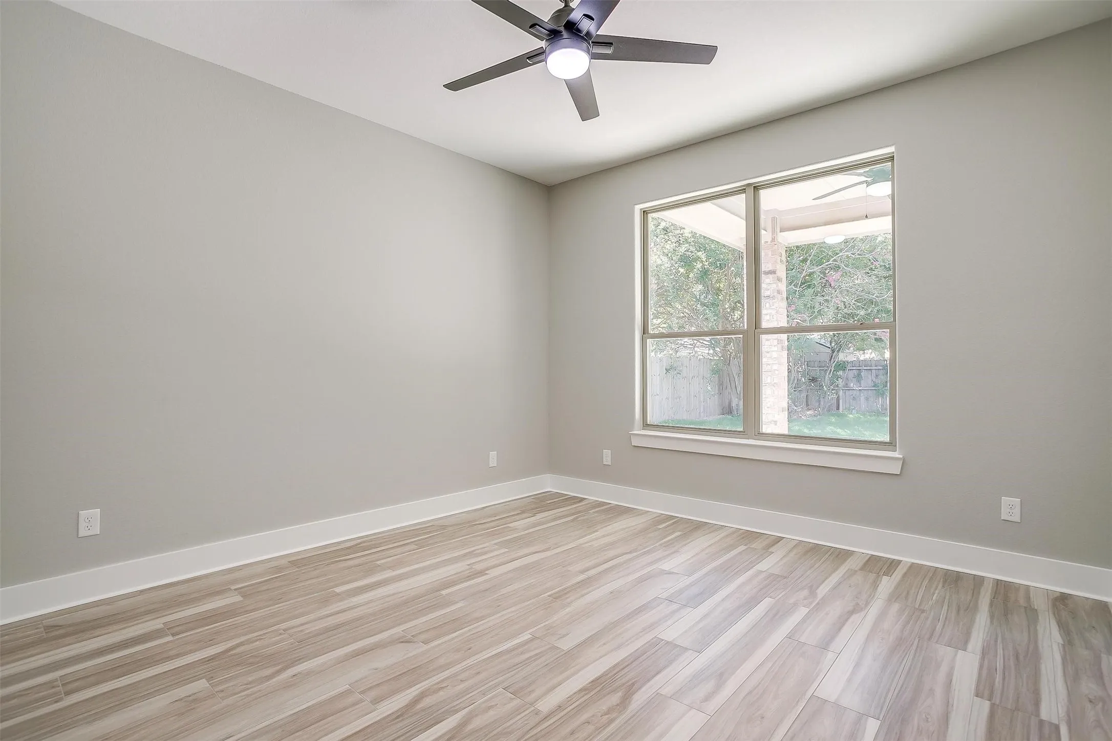 Single Family Residence For Rent in Hood County , 908 Meadowlark Lane, Granbury, Texas 76048, 4 Bedroom, 2 Bathroom, 2 Garage spaces, 2,169 Sqft, built in 2023, mls#21390179, Real Estate Agent in Granbury, Homes For Rent in Hood county, Homes For Rent in Granbury, Realtor in Granbury Texas, Real Estate Brokerage Independent Realty Texas, Luminita Cordes Realtor