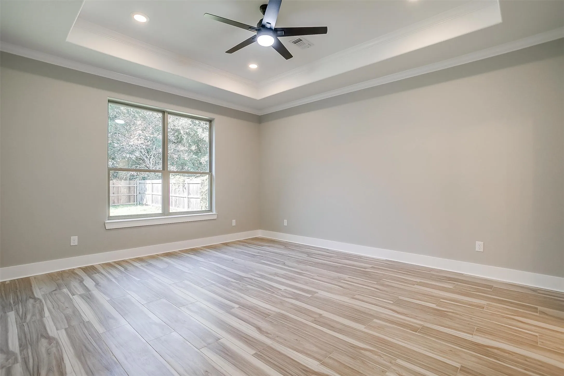 Single Family Residence For Rent in Hood County , 908 Meadowlark Lane, Granbury, Texas 76048, 4 Bedroom, 2 Bathroom, 2 Garage spaces, 2,169 Sqft, built in 2023, mls#21390179, Real Estate Agent in Granbury, Homes For Rent in Hood county, Homes For Rent in Granbury, Realtor in Granbury Texas, Real Estate Brokerage Independent Realty Texas, Luminita Cordes Realtor