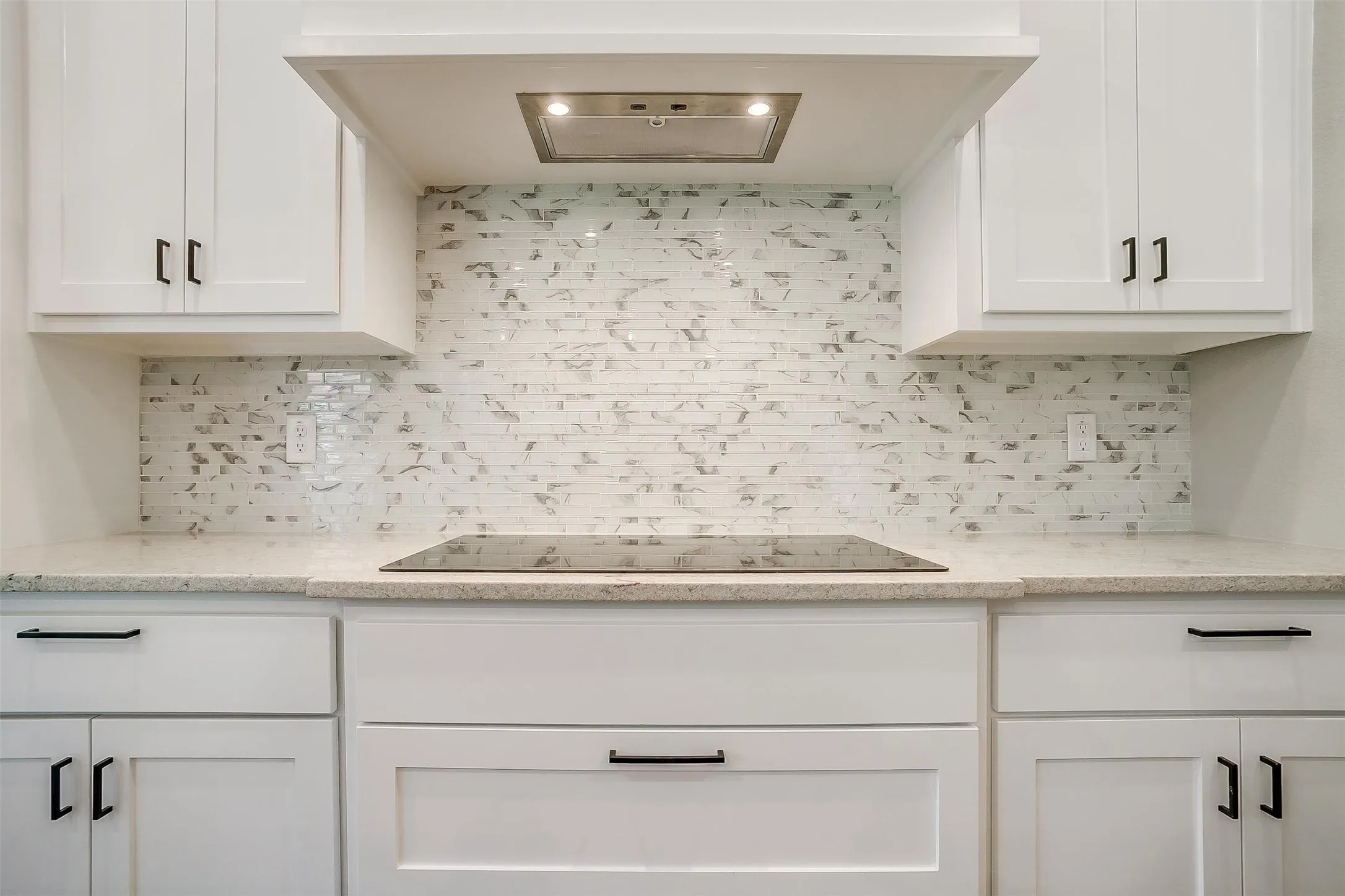 Single Family Residence For Rent in Hood County , 908 Meadowlark Lane, Granbury, Texas 76048, 4 Bedroom, 2 Bathroom, 2 Garage spaces, 2,169 Sqft, built in 2023, mls#21390179, Real Estate Agent in Granbury, Homes For Rent in Hood county, Homes For Rent in Granbury, Realtor in Granbury Texas, Real Estate Brokerage Independent Realty Texas, Luminita Cordes Realtor
