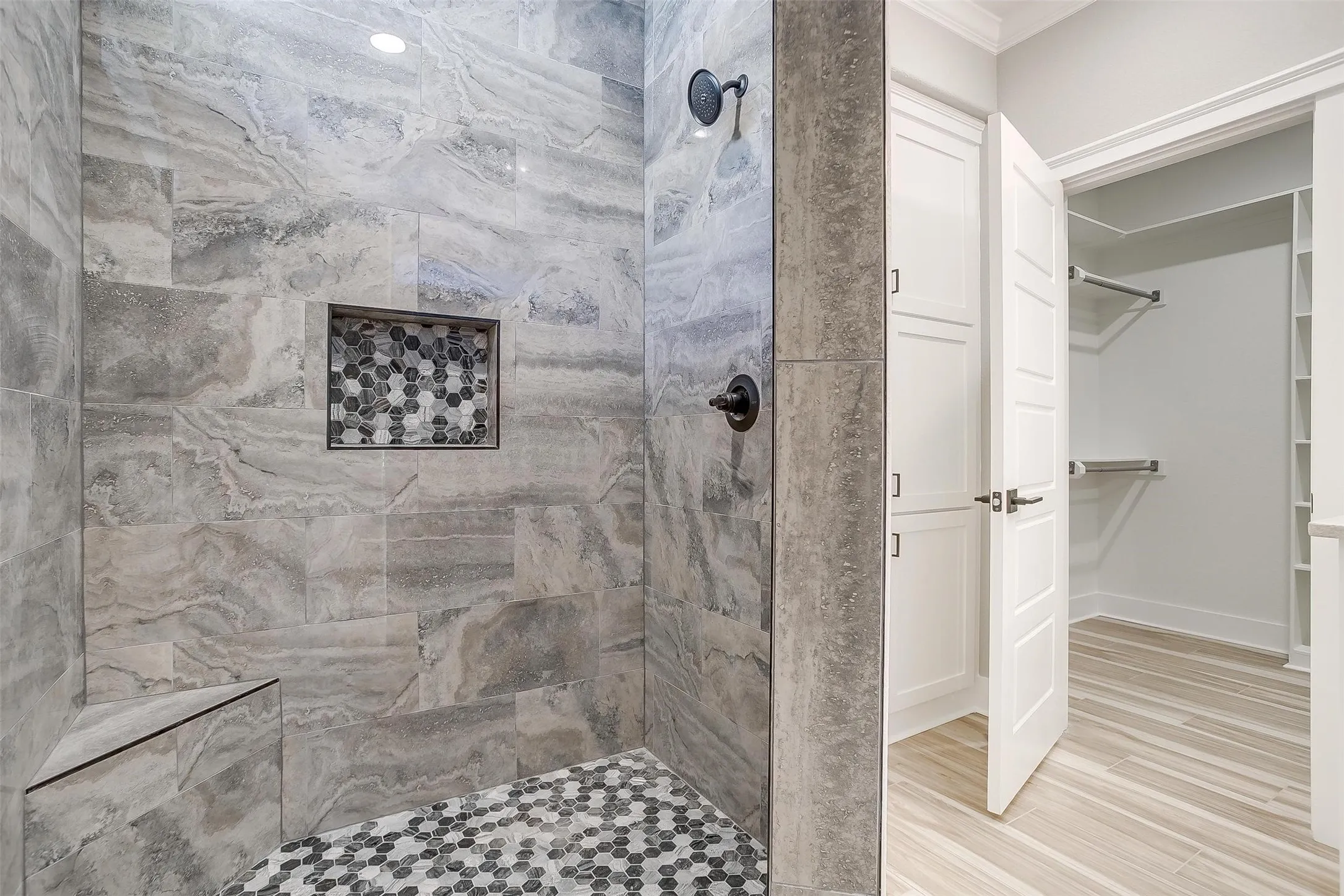 Single Family Residence For Rent in Hood County , 908 Meadowlark Lane, Granbury, Texas 76048, 4 Bedroom, 2 Bathroom, 2 Garage spaces, 2,169 Sqft, built in 2023, mls#21390179, Real Estate Agent in Granbury, Homes For Rent in Hood county, Homes For Rent in Granbury, Realtor in Granbury Texas, Real Estate Brokerage Independent Realty Texas, Luminita Cordes Realtor