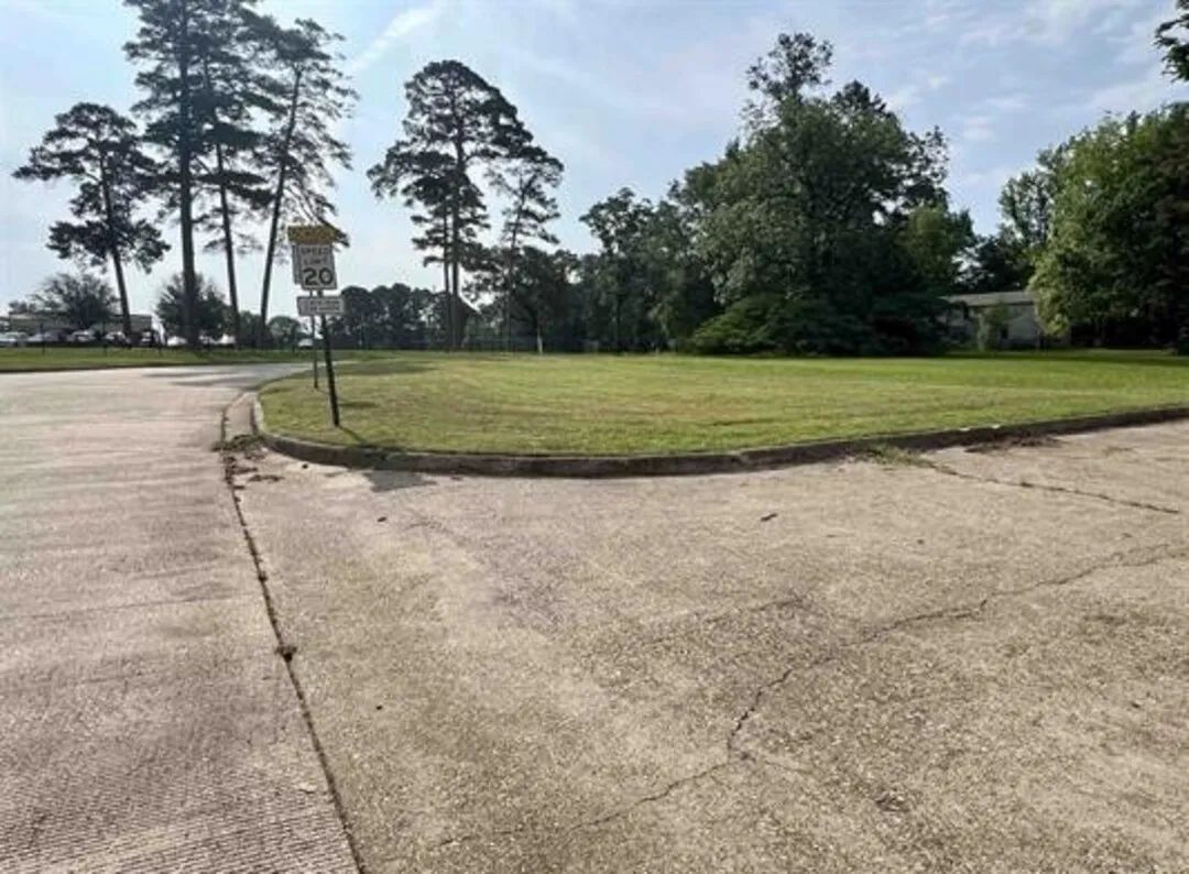 Unimproved Land For Sale in Upshur County , TBD 271/300 Highway, Gilmer, Texas 75644, 0, 0, Garage spaces, 0 Sqft, built in 0, mls#21388321, Real Estate Agent in Gilmer, Homes For Sale in Upshur county, Homes For Sale in Gilmer, Realtor in Gilmer Texas, Real Estate Brokerage Independent Realty Texas, Luminita Cordes Realtor