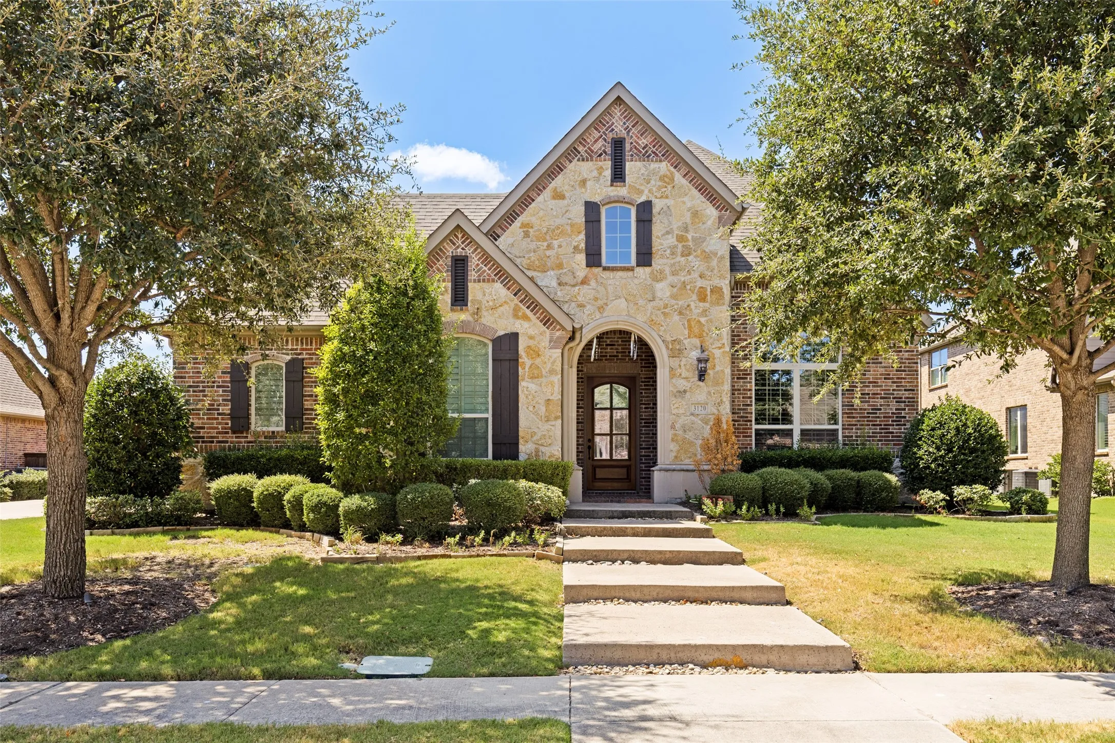 Belclaire custom home