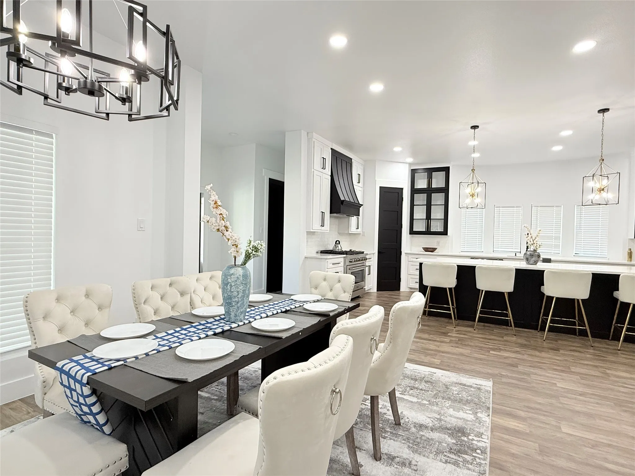 Single Family Residence For Rent in Dallas County , 4602 Sycamore Street, Dallas, Texas 75204, 4 Bedroom, 4 Bathroom, 2 Garage spaces, 3,000 Sqft, built in 2024, mls#21390211, Real Estate Agent in Dallas, Homes For Rent in Dallas county, Homes For Rent in Dallas, Realtor in Dallas Texas, Real Estate Brokerage Independent Realty Texas, Luminita Cordes Realtor