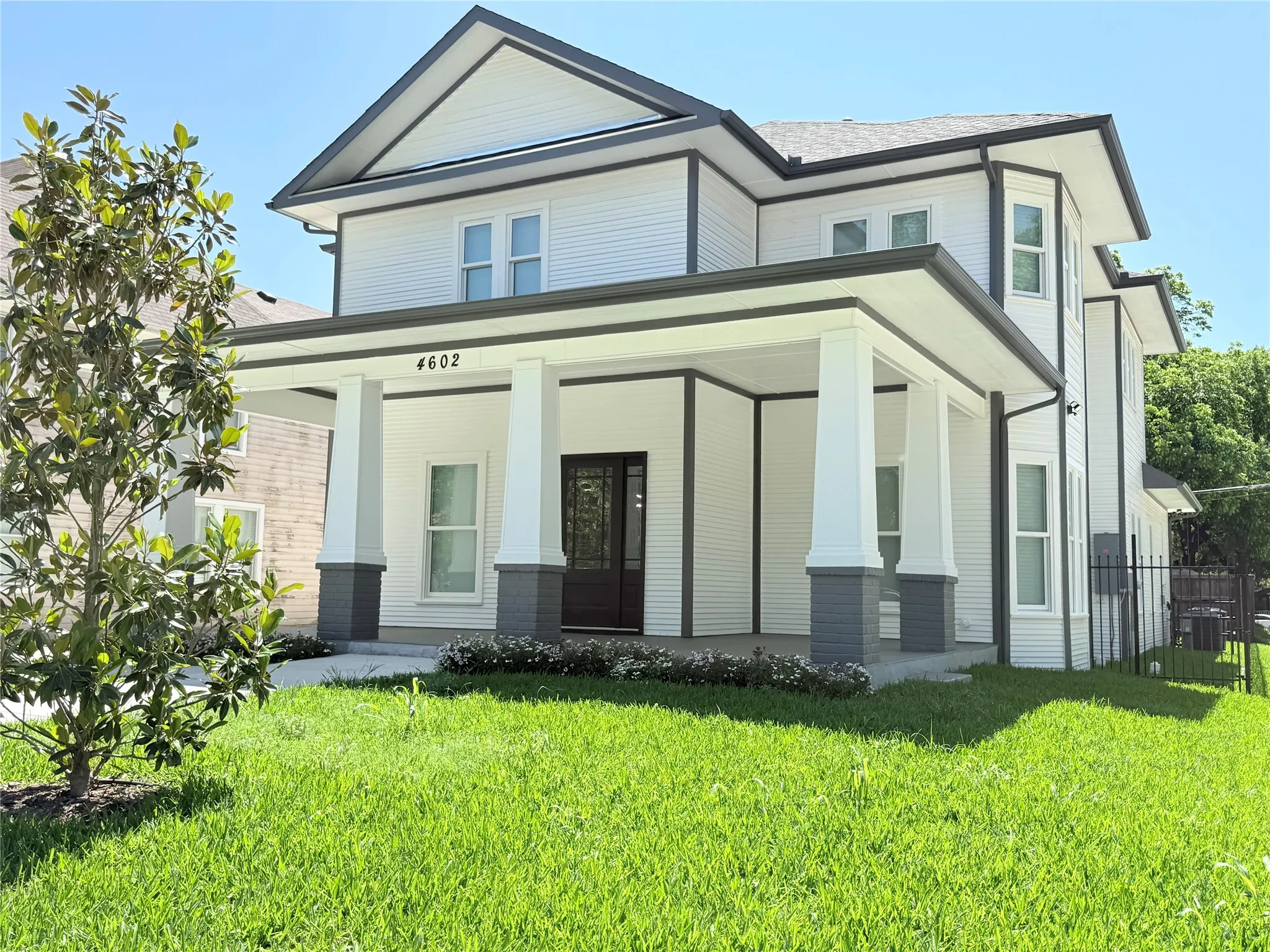 Single Family Residence For Rent