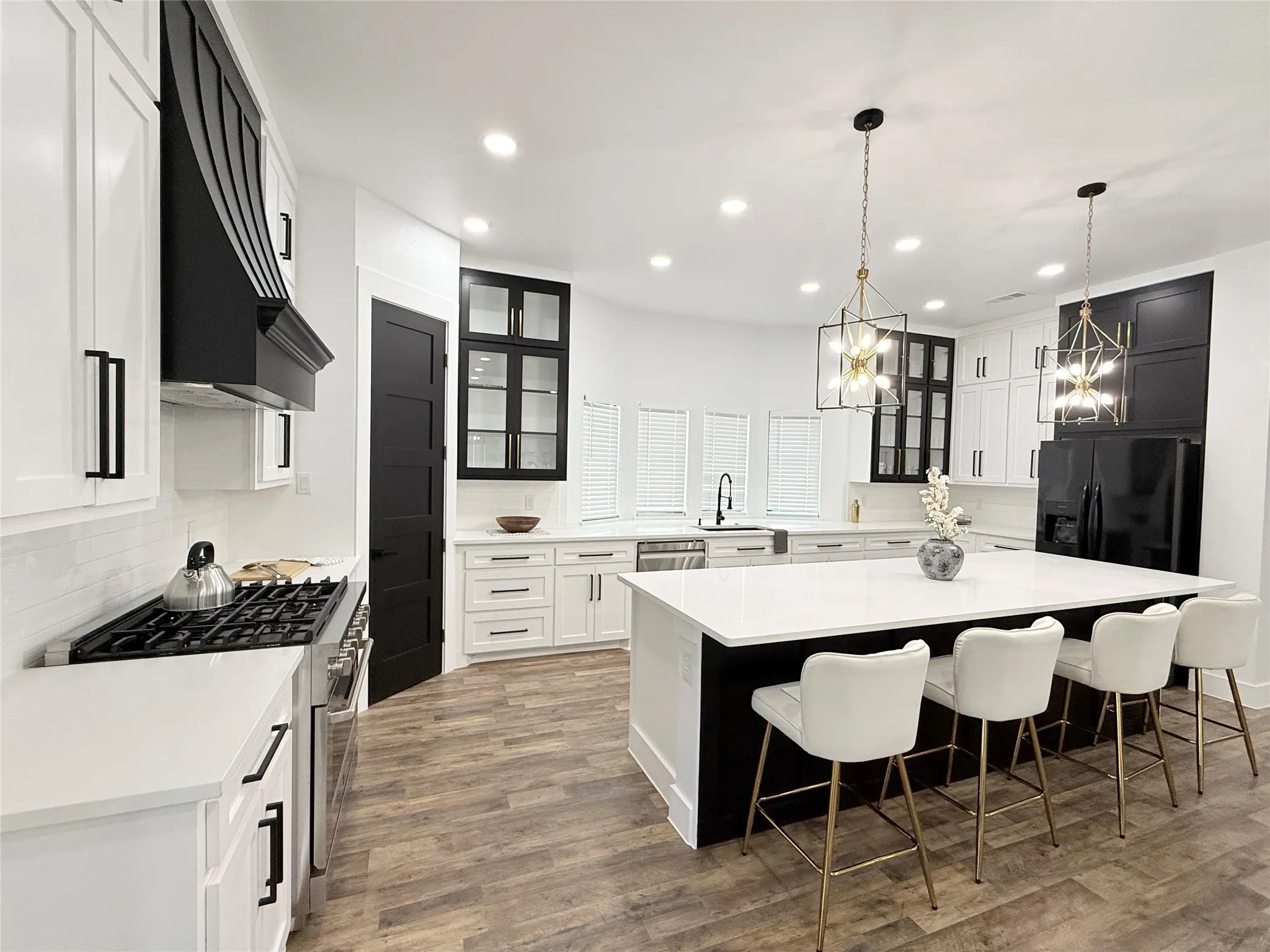 Single Family Residence For Rent in Dallas County , 4602 Sycamore Street, Dallas, Texas 75204, 4 Bedroom, 4 Bathroom, 2 Garage spaces, 3,000 Sqft, built in 2024, mls#21390211, Real Estate Agent in Dallas, Homes For Rent in Dallas county, Homes For Rent in Dallas, Realtor in Dallas Texas, Real Estate Brokerage Independent Realty Texas, Luminita Cordes Realtor