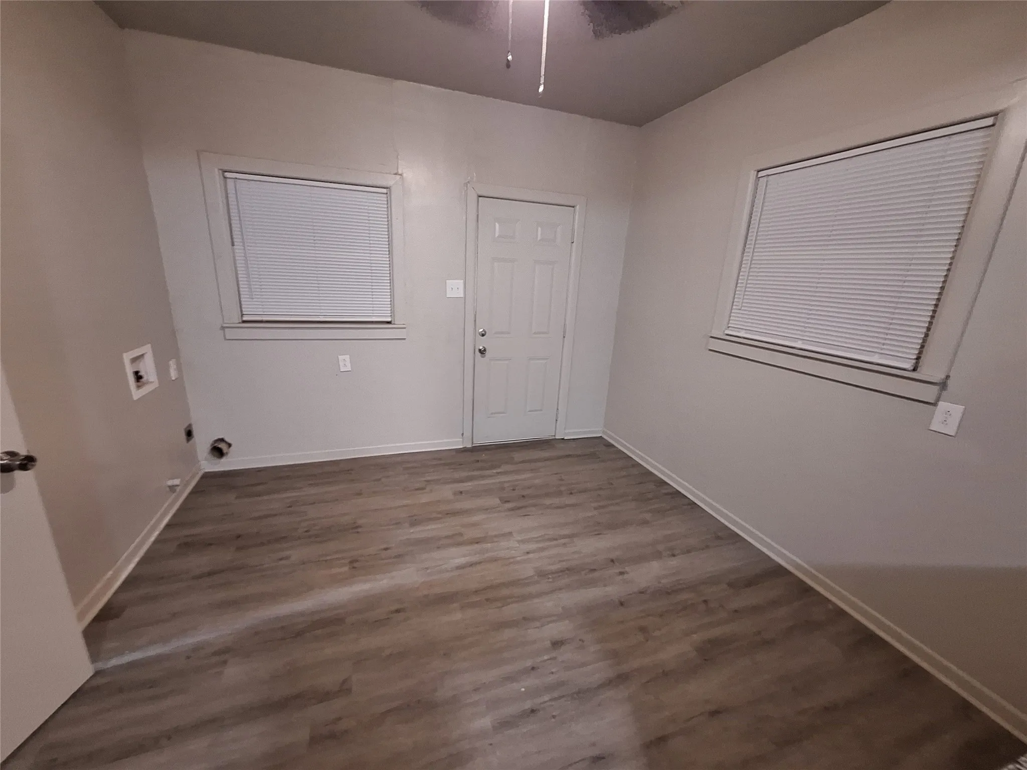 Single Family Residence For Rent in Taylor County , 1142 Grape Street, Abilene, Texas 79601, 3 Bedroom, 2 Bathroom, Garage spaces, 1,468 Sqft, built in 1930, mls#21390213, Real Estate Agent in Abilene, Homes For Rent in Taylor county, Homes For Rent in Abilene, Realtor in Abilene Texas, Real Estate Brokerage Independent Realty Texas, Luminita Cordes Realtor