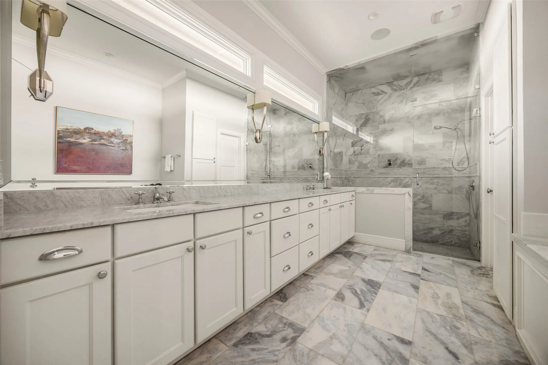 Single Family Residence For Sale in Dallas County , 5718 W Hanover Avenue, Dallas, Texas 75209, 4 Bedroom, 4 Bathroom, 2 Garage spaces, 3,213 Sqft, built in 2015, mls#21387687, Real Estate Agent in Dallas, Homes For Sale in Dallas county, Homes For Sale in Dallas, Realtor in Dallas Texas, Real Estate Brokerage Independent Realty Texas, Luminita Cordes Realtor