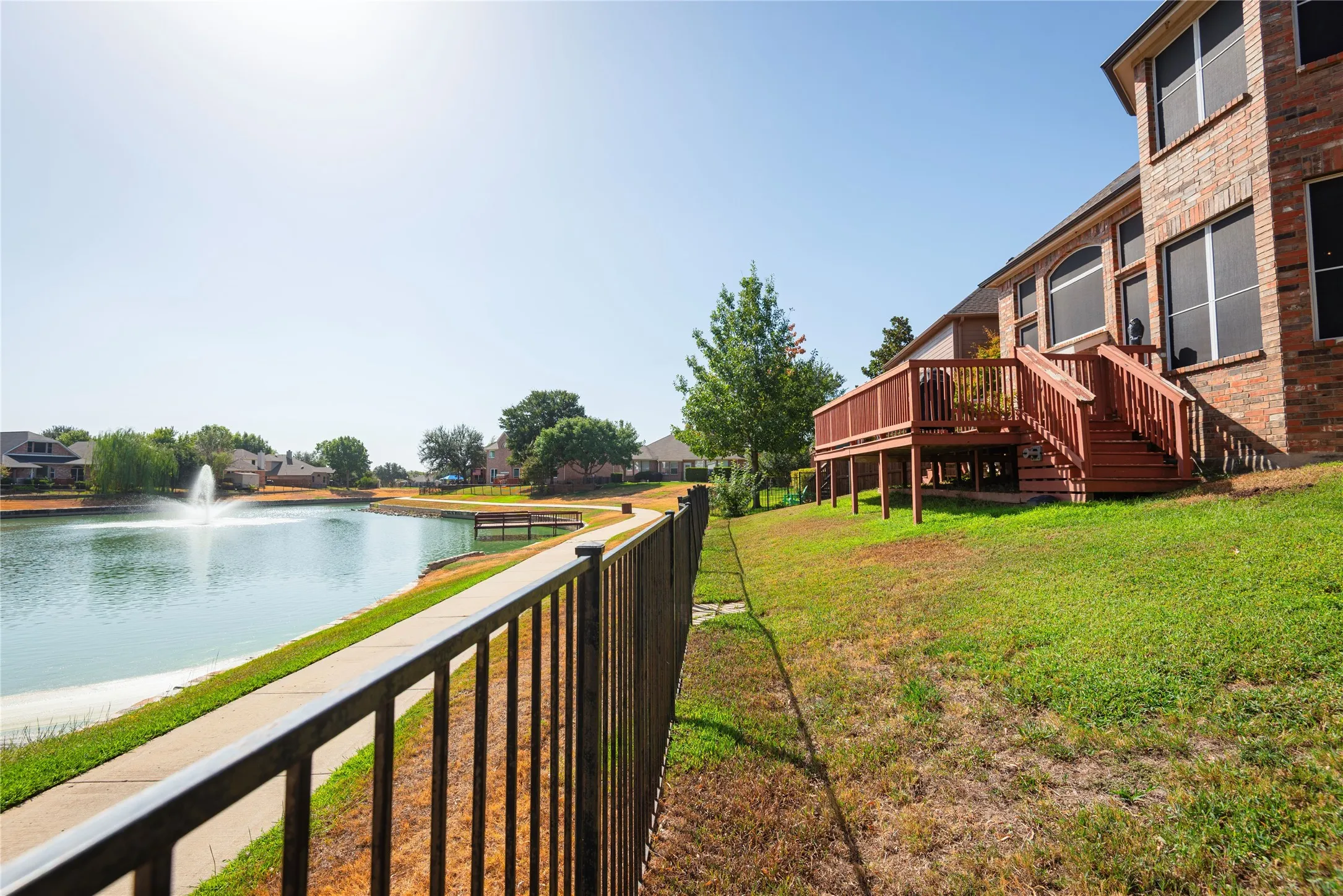 Single Family Residence For Sale in Denton County , 3013 Osage Lane, Denton, Texas 76210, 4 Bedroom, 4 Bathroom, 2 Garage spaces, 2,895 Sqft, built in 2000, mls#21358571, Real Estate Agent in Denton, Homes For Sale in Denton county, Homes For Sale in Denton, Realtor in Denton Texas, Real Estate Brokerage Independent Realty Texas, Luminita Cordes Realtor
