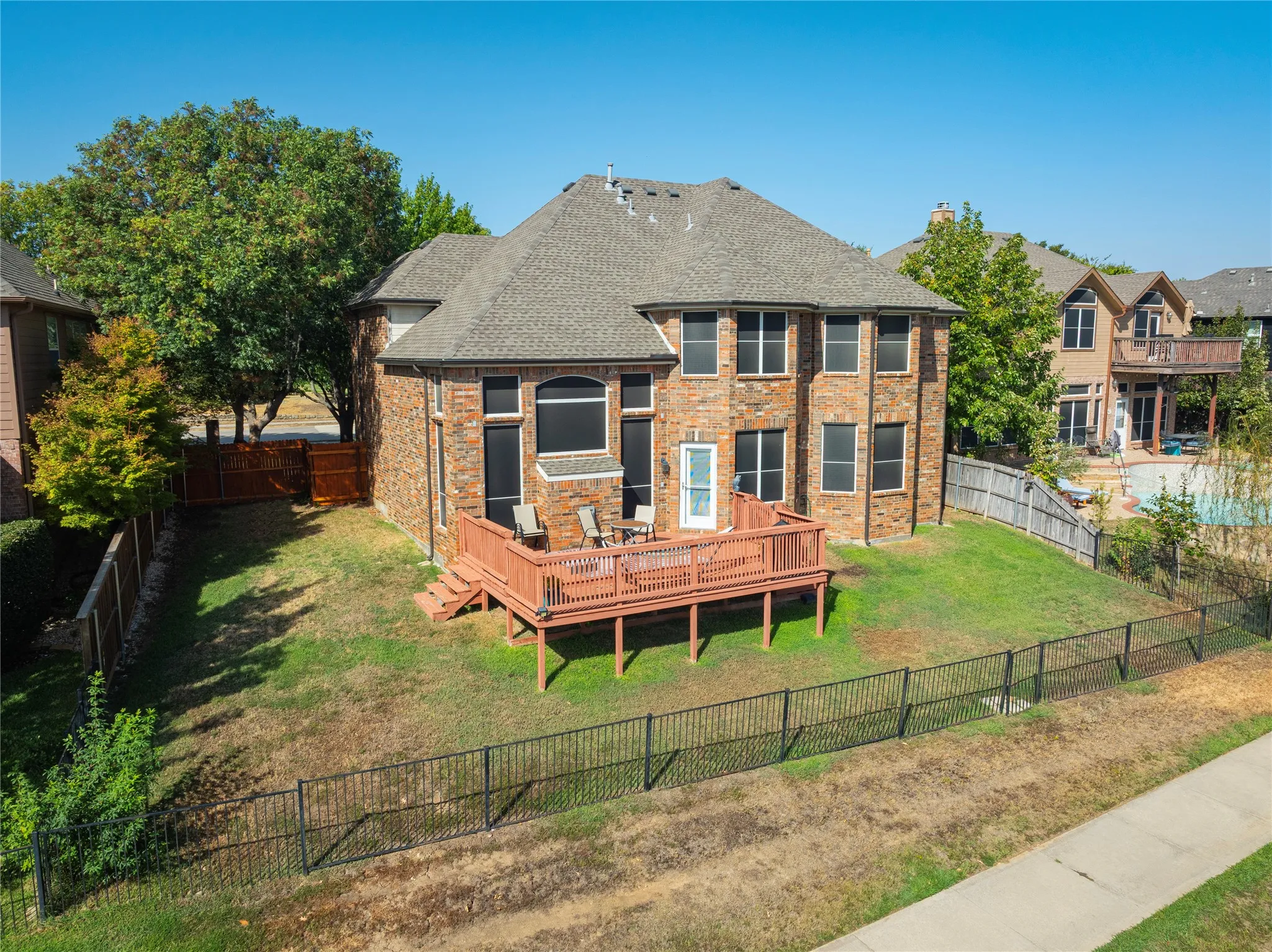 Single Family Residence For Sale in Denton County , 3013 Osage Lane, Denton, Texas 76210, 4 Bedroom, 4 Bathroom, 2 Garage spaces, 2,895 Sqft, built in 2000, mls#21358571, Real Estate Agent in Denton, Homes For Sale in Denton county, Homes For Sale in Denton, Realtor in Denton Texas, Real Estate Brokerage Independent Realty Texas, Luminita Cordes Realtor