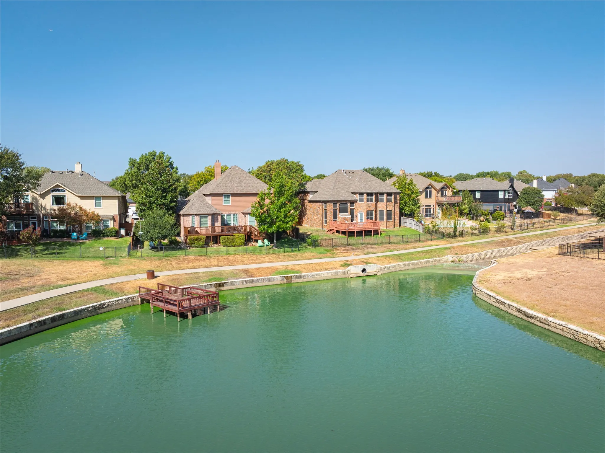 Single Family Residence For Sale in Denton County , 3013 Osage Lane, Denton, Texas 76210, 4 Bedroom, 4 Bathroom, 2 Garage spaces, 2,895 Sqft, built in 2000, mls#21358571, Real Estate Agent in Denton, Homes For Sale in Denton county, Homes For Sale in Denton, Realtor in Denton Texas, Real Estate Brokerage Independent Realty Texas, Luminita Cordes Realtor