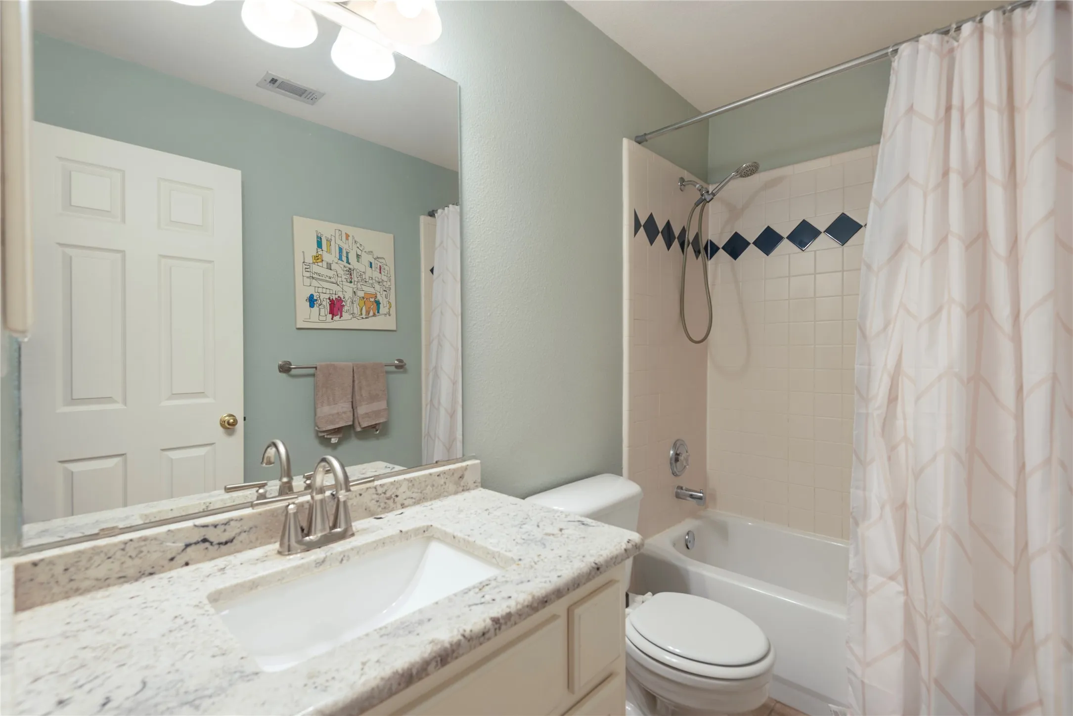 Single Family Residence For Sale in Denton County , 3013 Osage Lane, Denton, Texas 76210, 4 Bedroom, 4 Bathroom, 2 Garage spaces, 2,895 Sqft, built in 2000, mls#21358571, Real Estate Agent in Denton, Homes For Sale in Denton county, Homes For Sale in Denton, Realtor in Denton Texas, Real Estate Brokerage Independent Realty Texas, Luminita Cordes Realtor
