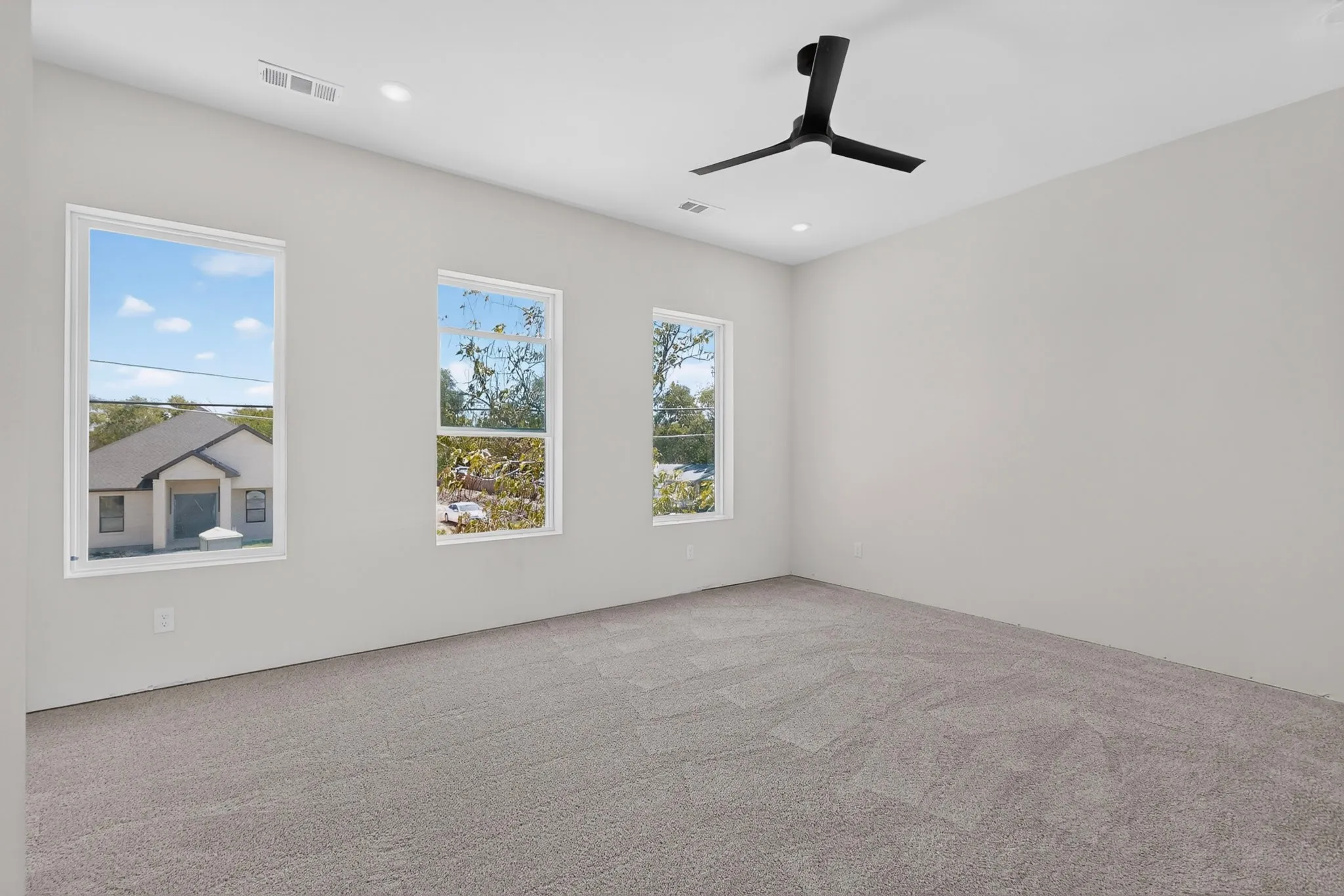 Single Family Residence For Sale in Dallas County , 3325 Hammerly Drive, Dallas, Texas 75212, 5 Bedroom, 4 Bathroom, 2 Garage spaces, 3,410 Sqft, built in 2026, mls#21390203, Real Estate Agent in Dallas, Homes For Sale in Dallas county, Homes For Sale in Dallas, Realtor in Dallas Texas, Real Estate Brokerage Independent Realty Texas, Luminita Cordes Realtor