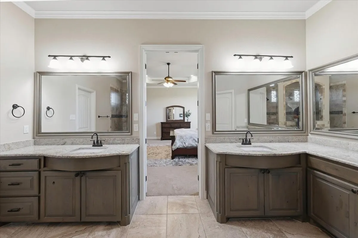 Single Family Residence For Sale in Tarrant County , 12233 Bella Palazzo Drive, Fort Worth, Texas 76126, 4 Bedroom, 3 Bathroom, 3 Garage spaces, 3,348 Sqft, built in 2014, mls#21389801, Real Estate Agent in Fort Worth, Homes For Sale in Tarrant county, Homes For Sale in Fort Worth, Realtor in Fort Worth Texas, Real Estate Brokerage Independent Realty Texas, Luminita Cordes Realtor