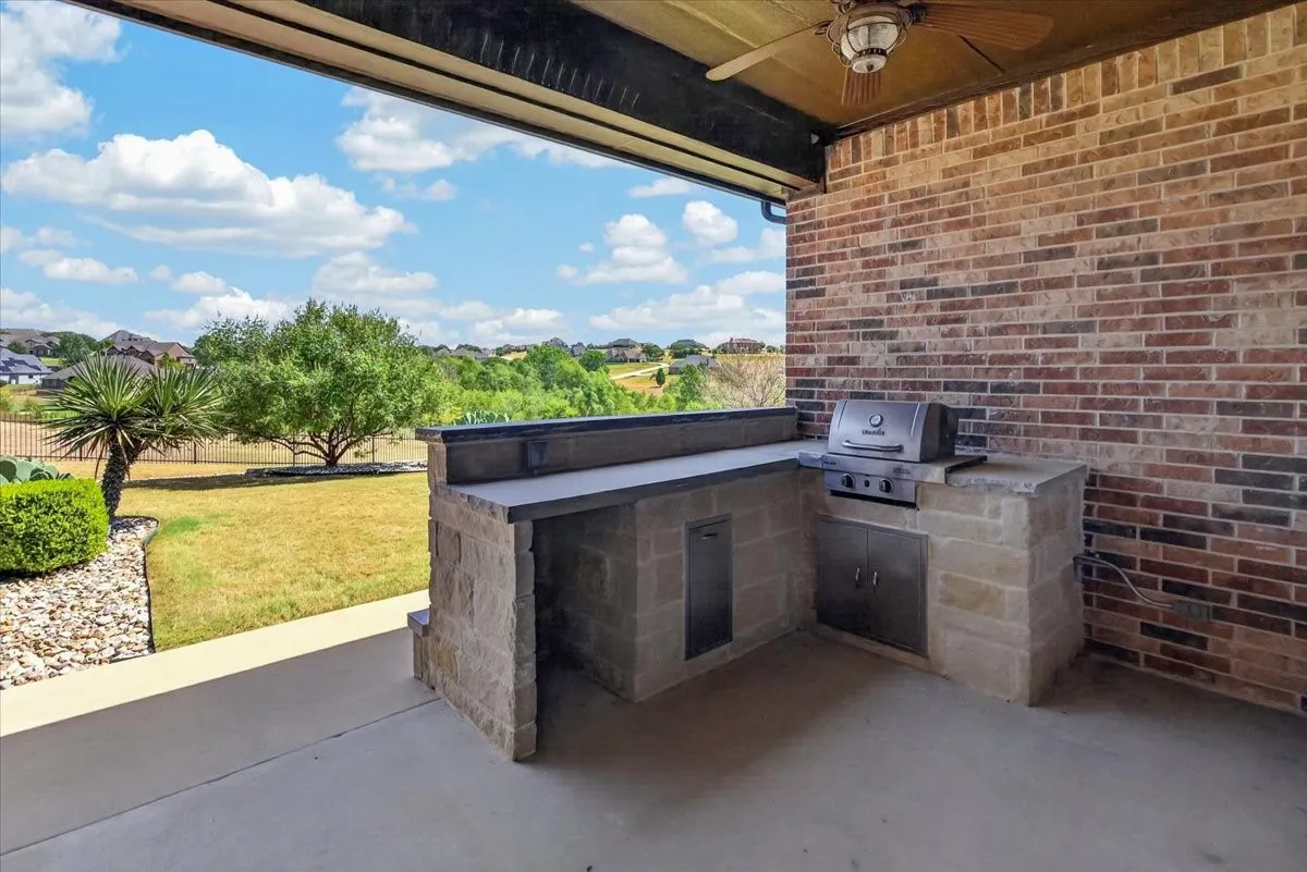 Single Family Residence For Sale in Tarrant County , 12233 Bella Palazzo Drive, Fort Worth, Texas 76126, 4 Bedroom, 3 Bathroom, 3 Garage spaces, 3,348 Sqft, built in 2014, mls#21389801, Real Estate Agent in Fort Worth, Homes For Sale in Tarrant county, Homes For Sale in Fort Worth, Realtor in Fort Worth Texas, Real Estate Brokerage Independent Realty Texas, Luminita Cordes Realtor