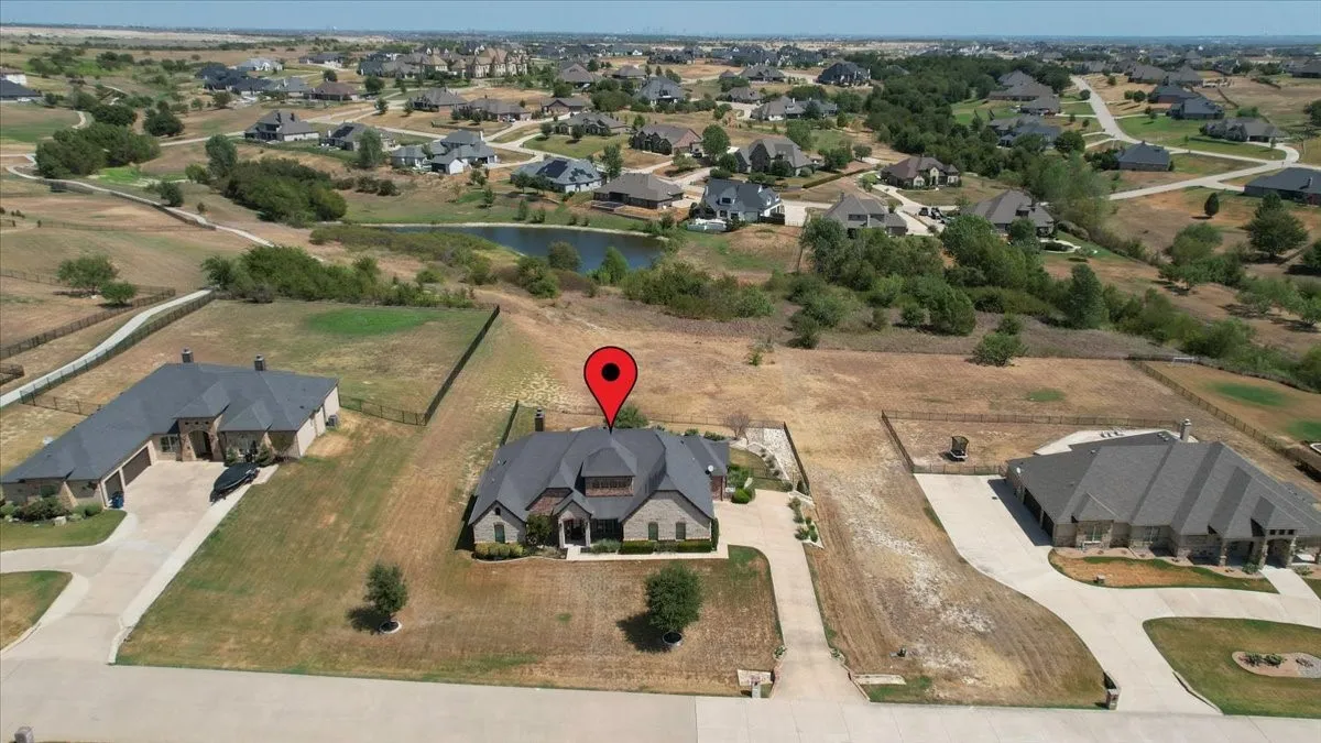Single Family Residence For Sale in Tarrant County , 12233 Bella Palazzo Drive, Fort Worth, Texas 76126, 4 Bedroom, 3 Bathroom, 3 Garage spaces, 3,348 Sqft, built in 2014, mls#21389801, Real Estate Agent in Fort Worth, Homes For Sale in Tarrant county, Homes For Sale in Fort Worth, Realtor in Fort Worth Texas, Real Estate Brokerage Independent Realty Texas, Luminita Cordes Realtor