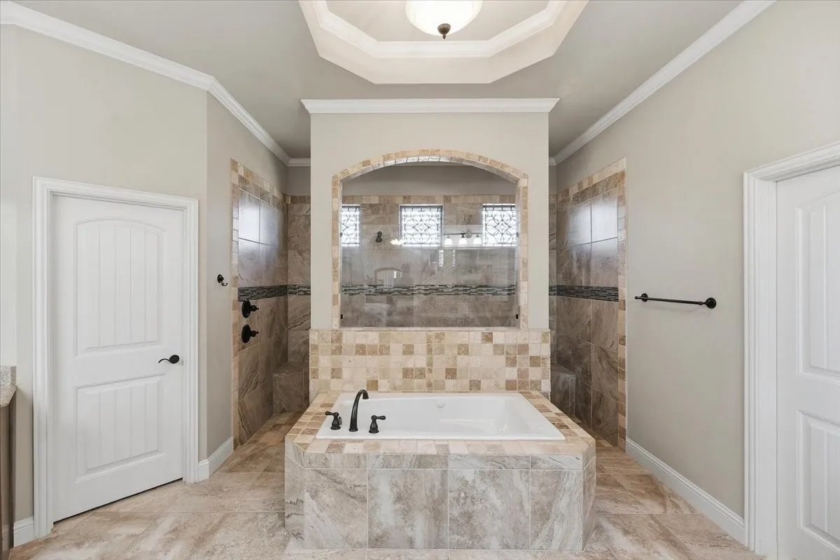 Single Family Residence For Sale in Tarrant County , 12233 Bella Palazzo Drive, Fort Worth, Texas 76126, 4 Bedroom, 3 Bathroom, 3 Garage spaces, 3,348 Sqft, built in 2014, mls#21389801, Real Estate Agent in Fort Worth, Homes For Sale in Tarrant county, Homes For Sale in Fort Worth, Realtor in Fort Worth Texas, Real Estate Brokerage Independent Realty Texas, Luminita Cordes Realtor