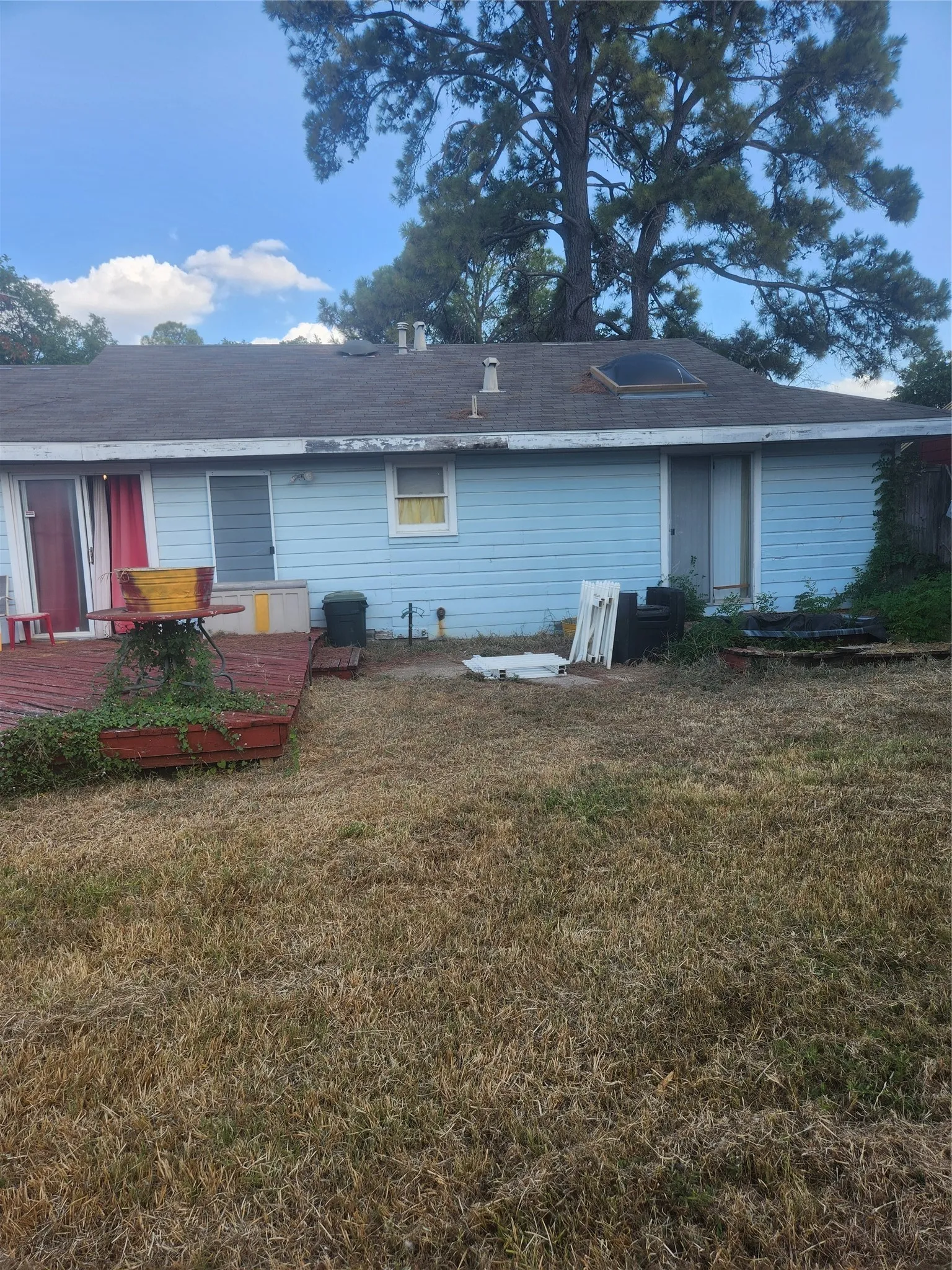 Single Family Residence For Sale in Tarrant County , 822 Woodrow Street, Arlington, Texas 76012, 4 Bedroom, 1 Bathroom, Garage spaces, 1,330 Sqft, built in 1953, mls#21389769, Real Estate Agent in Arlington, Homes For Sale in Tarrant county, Homes For Sale in Arlington, Realtor in Arlington Texas, Real Estate Brokerage Independent Realty Texas, Luminita Cordes Realtor