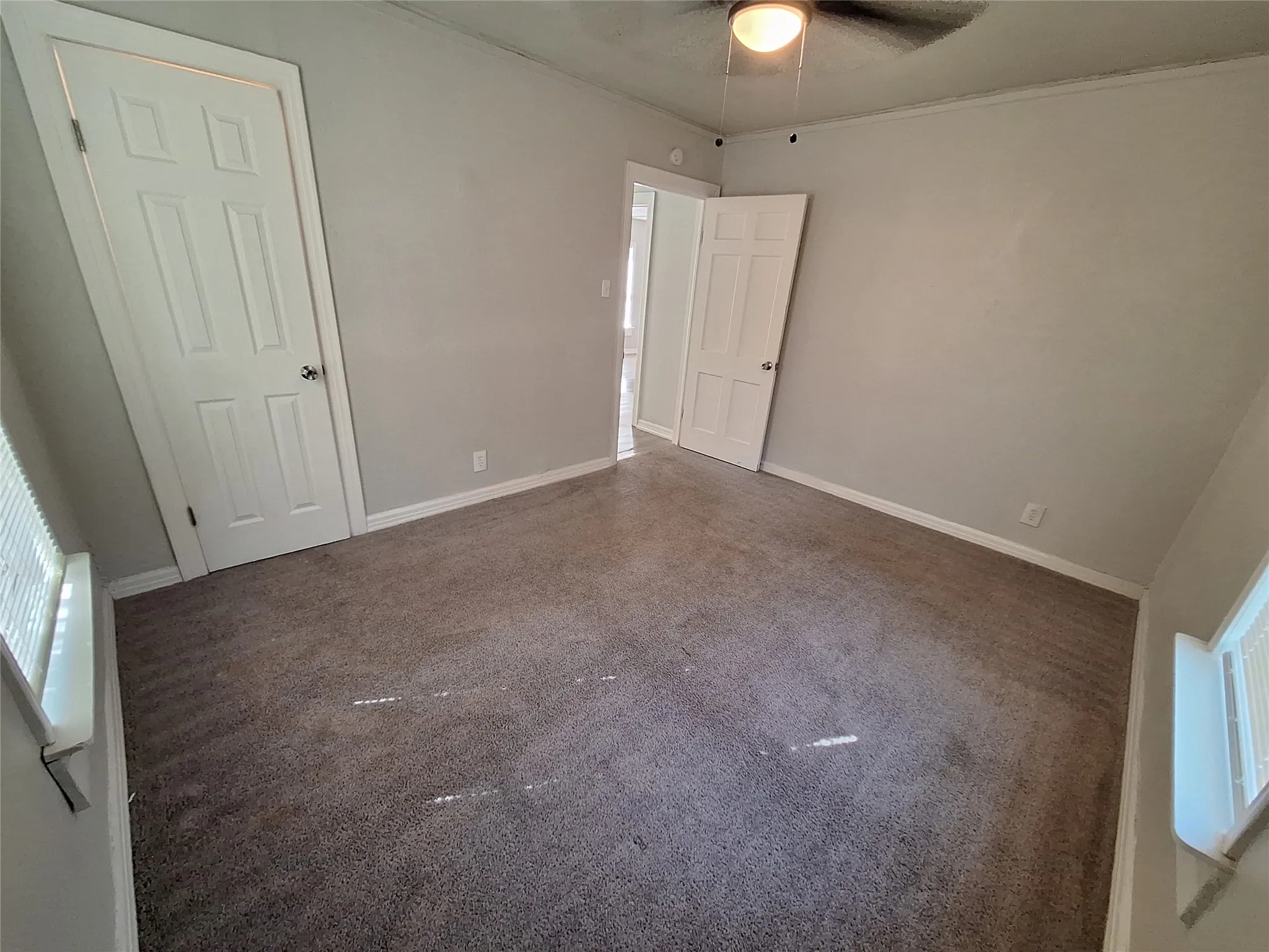 Single Family Residence For Rent