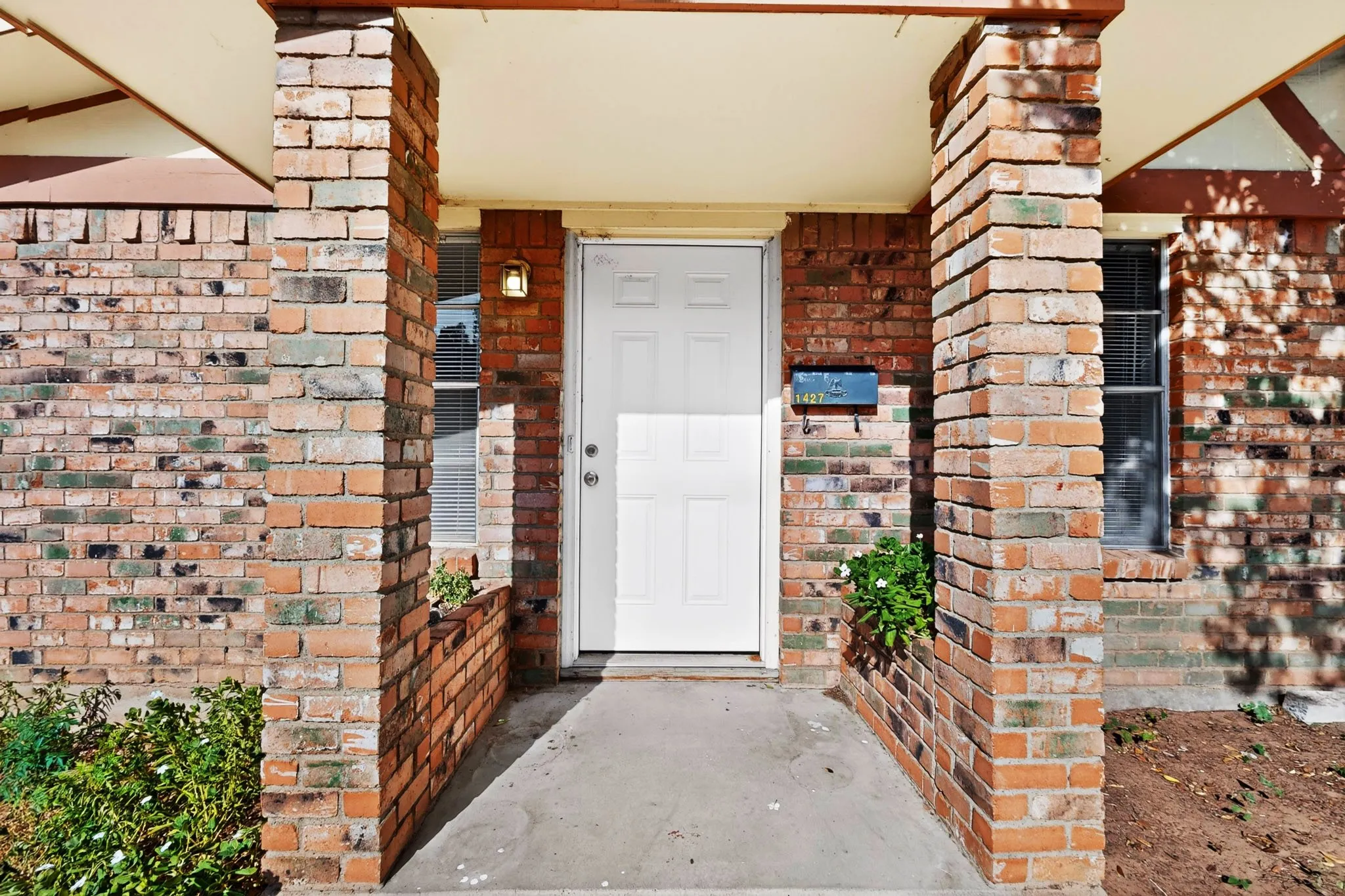 Unit 1427 front entry