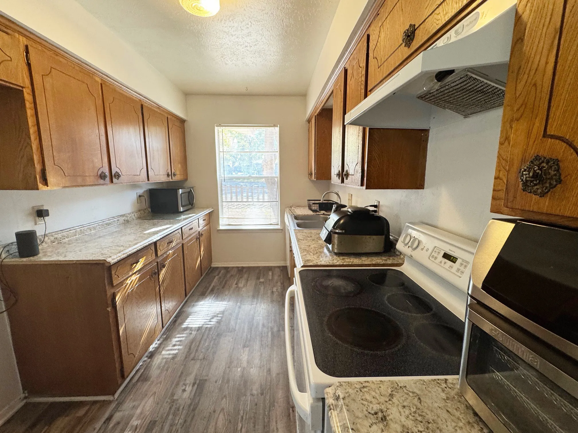 1425 kitchen