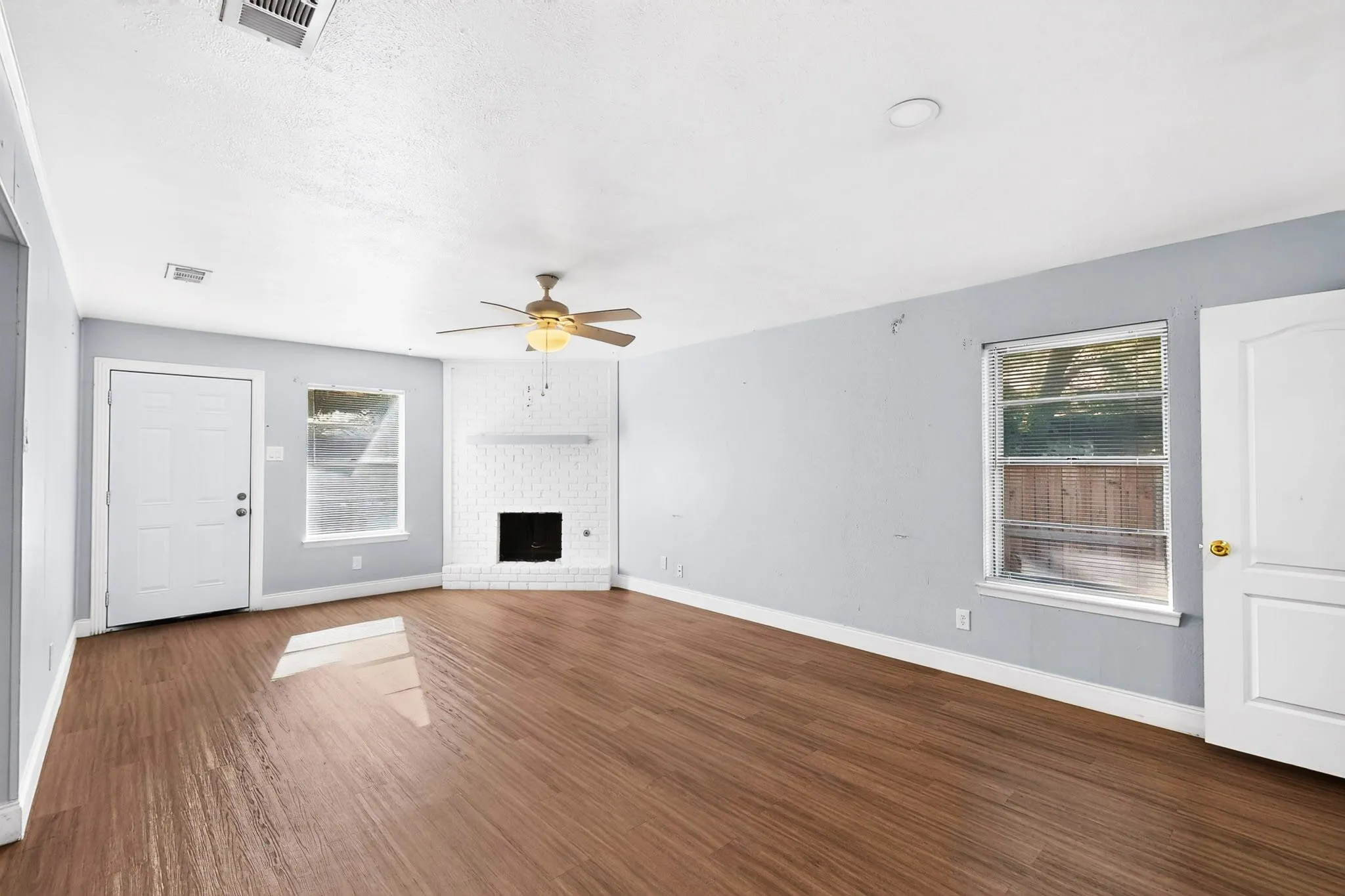 1427 view of fireplace from dining room