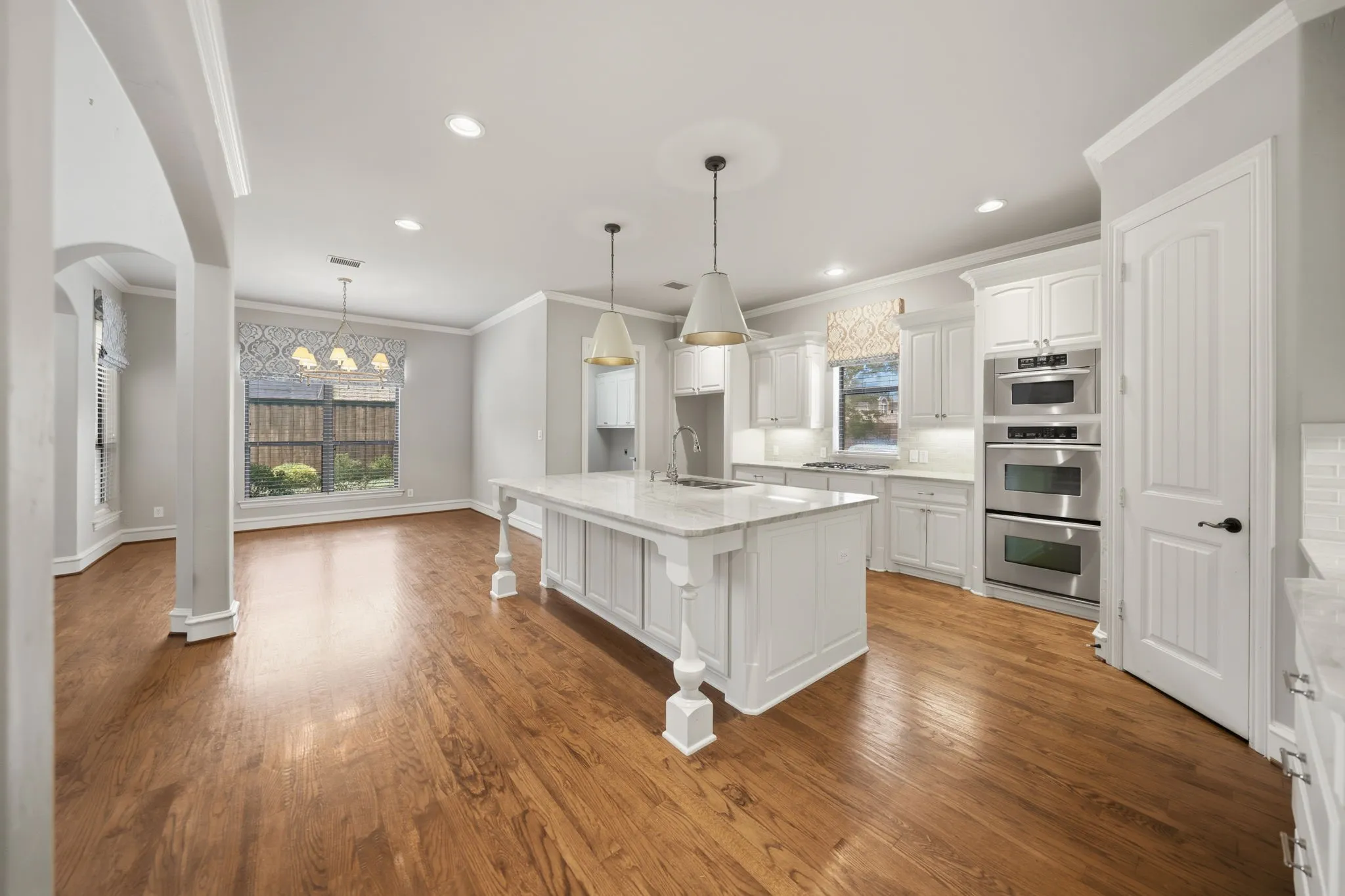 Single Family Residence For Rent in Collin County , 11524 Seaside Lane, Frisco, Texas 75035, 5 Bedroom, 4 Bathroom, 3 Garage spaces, 4,542 Sqft, built in 2007, mls#21390198, Real Estate Agent in Frisco, Homes For Rent in Collin county, Homes For Rent in Frisco, Realtor in Frisco Texas, Real Estate Brokerage Independent Realty Texas, Luminita Cordes Realtor