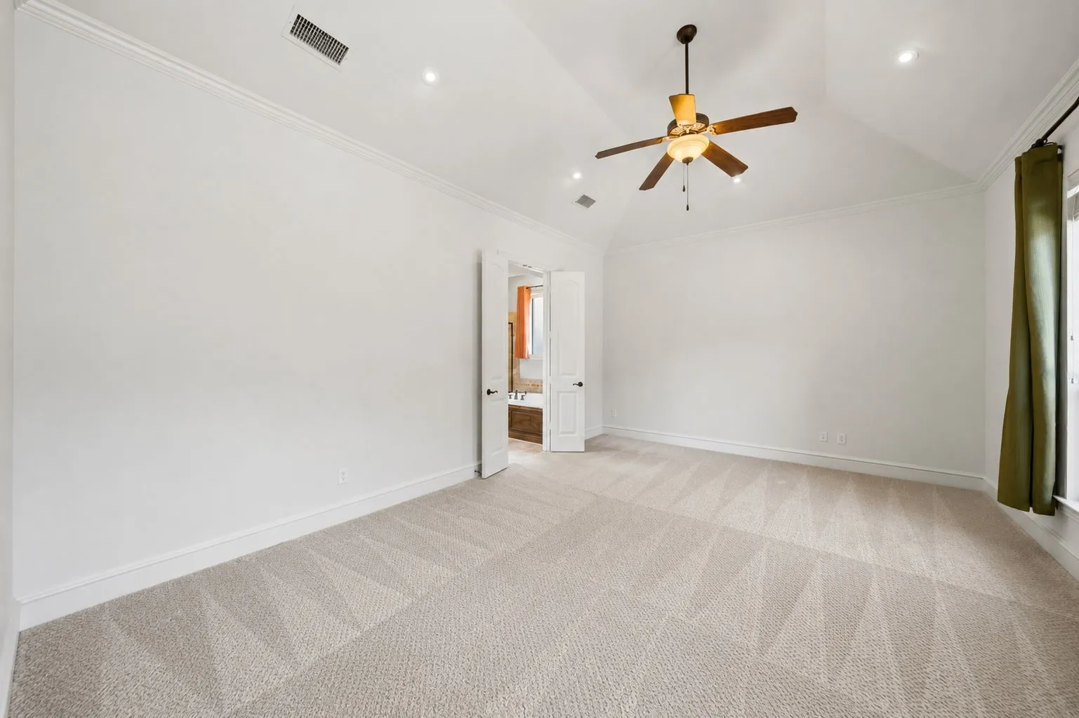 Single Family Residence For Rent in Collin County , 11524 Seaside Lane, Frisco, Texas 75035, 5 Bedroom, 4 Bathroom, 3 Garage spaces, 4,542 Sqft, built in 2007, mls#21390198, Real Estate Agent in Frisco, Homes For Rent in Collin county, Homes For Rent in Frisco, Realtor in Frisco Texas, Real Estate Brokerage Independent Realty Texas, Luminita Cordes Realtor