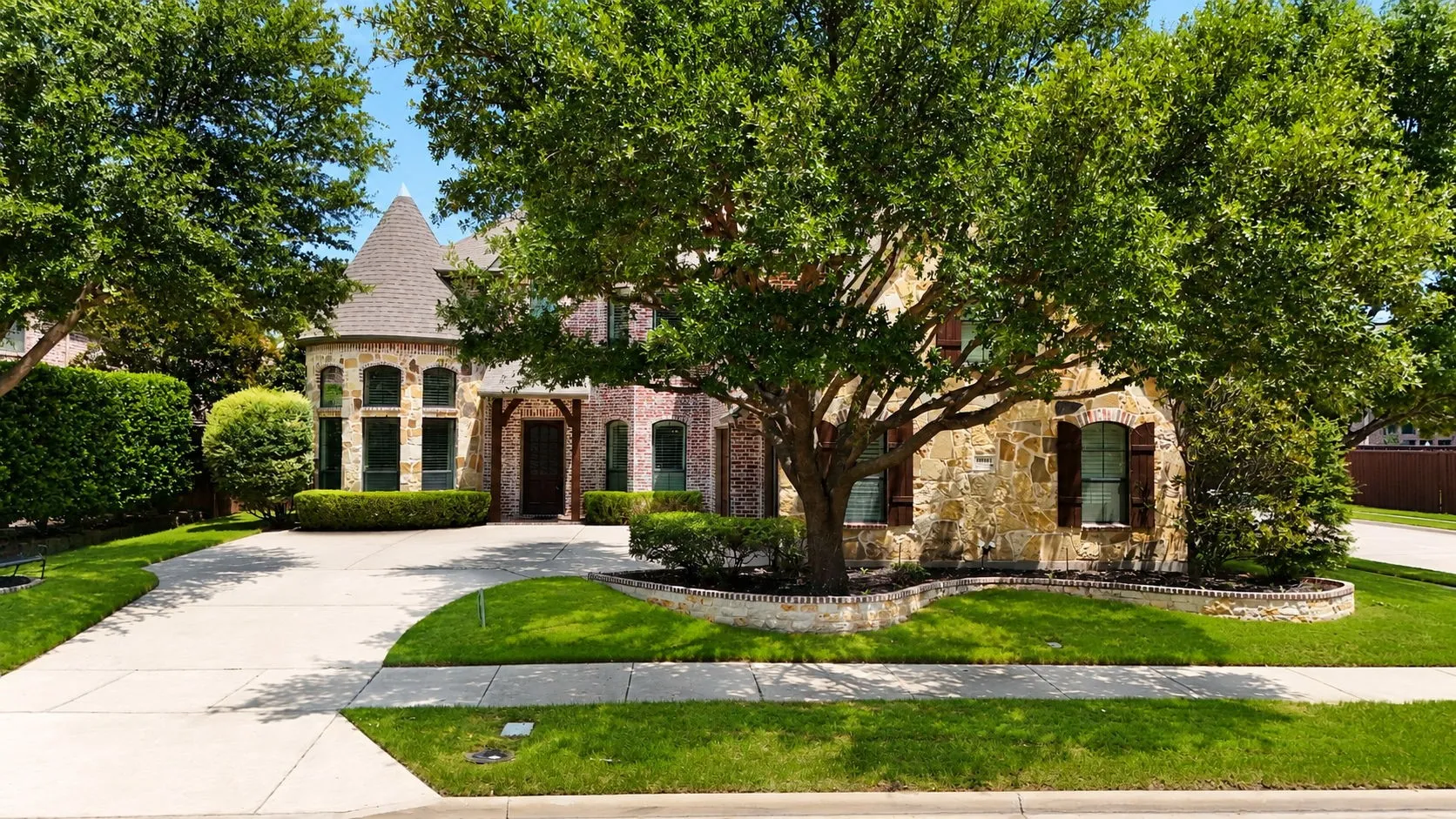 Single Family Residence For Rent in Collin County , 11524 Seaside Lane, Frisco, Texas 75035, 5 Bedroom, 4 Bathroom, 3 Garage spaces, 4,542 Sqft, built in 2007, mls#21390198, Real Estate Agent in Frisco, Homes For Rent in Collin county, Homes For Rent in Frisco, Realtor in Frisco Texas, Real Estate Brokerage Independent Realty Texas, Luminita Cordes Realtor