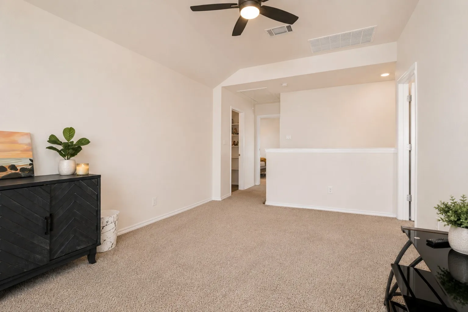 Single Family Residence For Rent in Hunt County , 822 Shear Drive, Royse City, Texas 75189, 4 Bedroom, 3 Bathroom, 2 Garage spaces, 2,084 Sqft, built in 2024, mls#21390176, Real Estate Agent in Royse City, Homes For Rent in Hunt county, Homes For Rent in Royse City, Realtor in Royse City Texas, Real Estate Brokerage Independent Realty Texas, Luminita Cordes Realtor