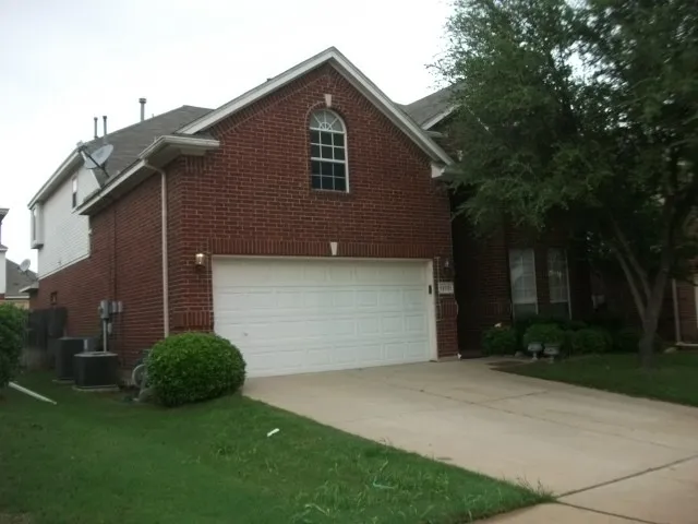 Single Family Residence For Rent in Tarrant County , 12721 Red Cedar Drive, Fort Worth, Texas 76040, 4 Bedroom, 3 Bathroom, 2 Garage spaces, 3,056 Sqft, built in 2000, mls#21390216, Real Estate Agent in Fort Worth, Homes For Rent in Tarrant county, Homes For Rent in Fort Worth, Realtor in Fort Worth Texas, Real Estate Brokerage Independent Realty Texas, Luminita Cordes Realtor