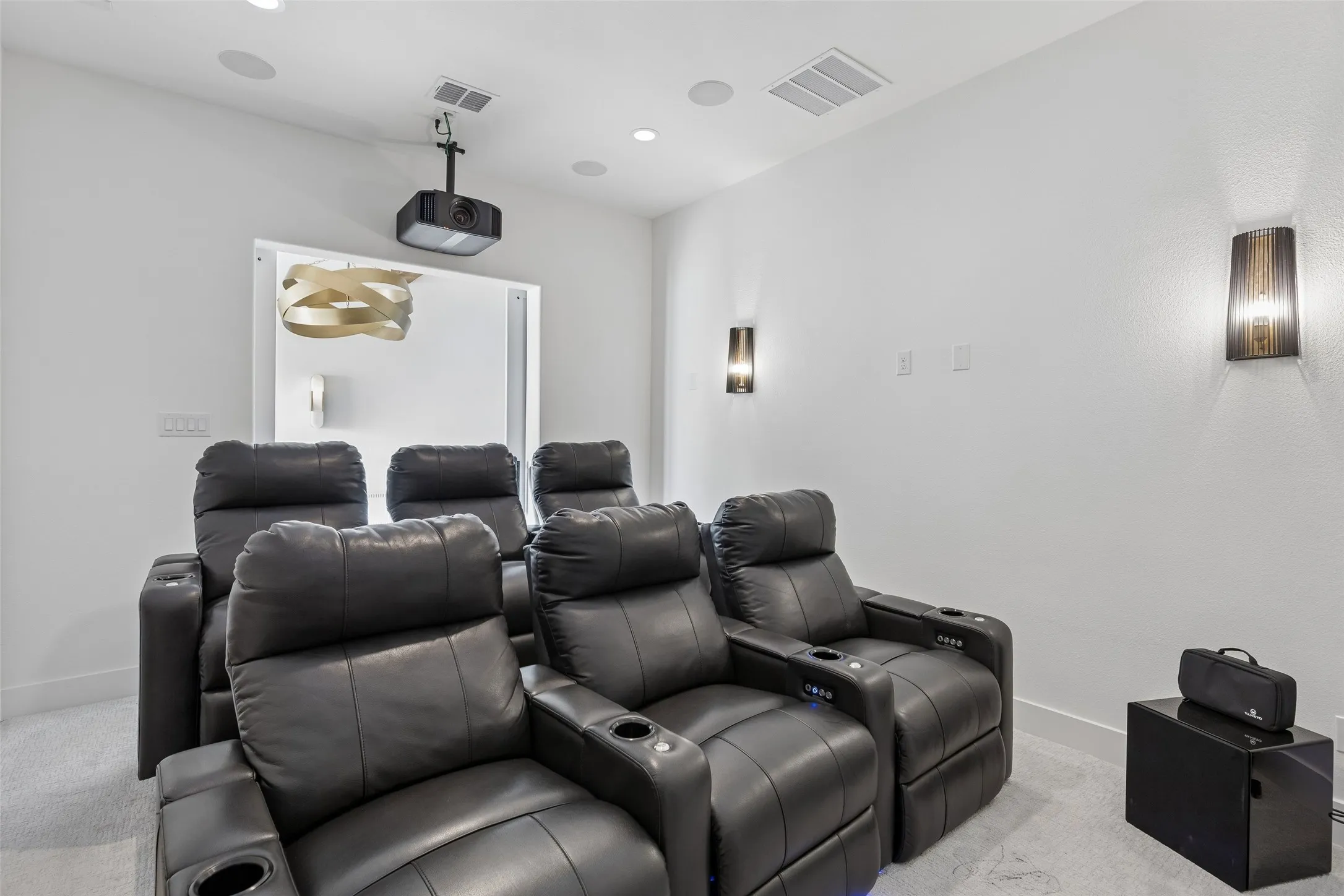 Single Family Residence For Sale in Denton County , 580 Neale Street, Prosper, Texas 75078, 5 Bedroom, 5 Bathroom, 3 Garage spaces, 4,212 Sqft, built in 2022, mls#21390018, Real Estate Agent in Prosper, Homes For Sale in Denton county, Homes For Sale in Prosper, Realtor in Prosper Texas, Real Estate Brokerage Independent Realty Texas, Luminita Cordes Realtor