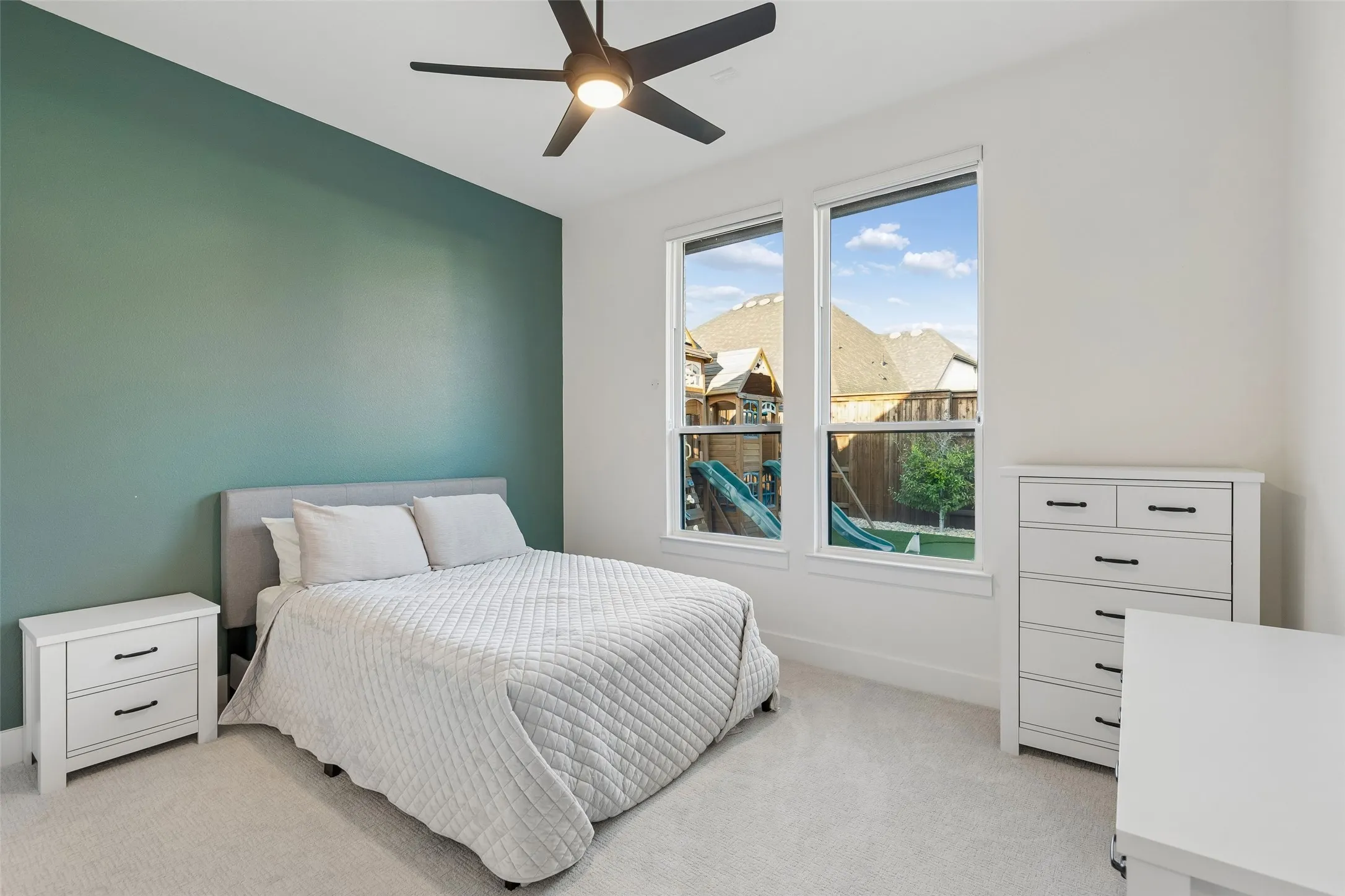 Single Family Residence For Sale in Denton County , 580 Neale Street, Prosper, Texas 75078, 5 Bedroom, 5 Bathroom, 3 Garage spaces, 4,212 Sqft, built in 2022, mls#21390018, Real Estate Agent in Prosper, Homes For Sale in Denton county, Homes For Sale in Prosper, Realtor in Prosper Texas, Real Estate Brokerage Independent Realty Texas, Luminita Cordes Realtor
