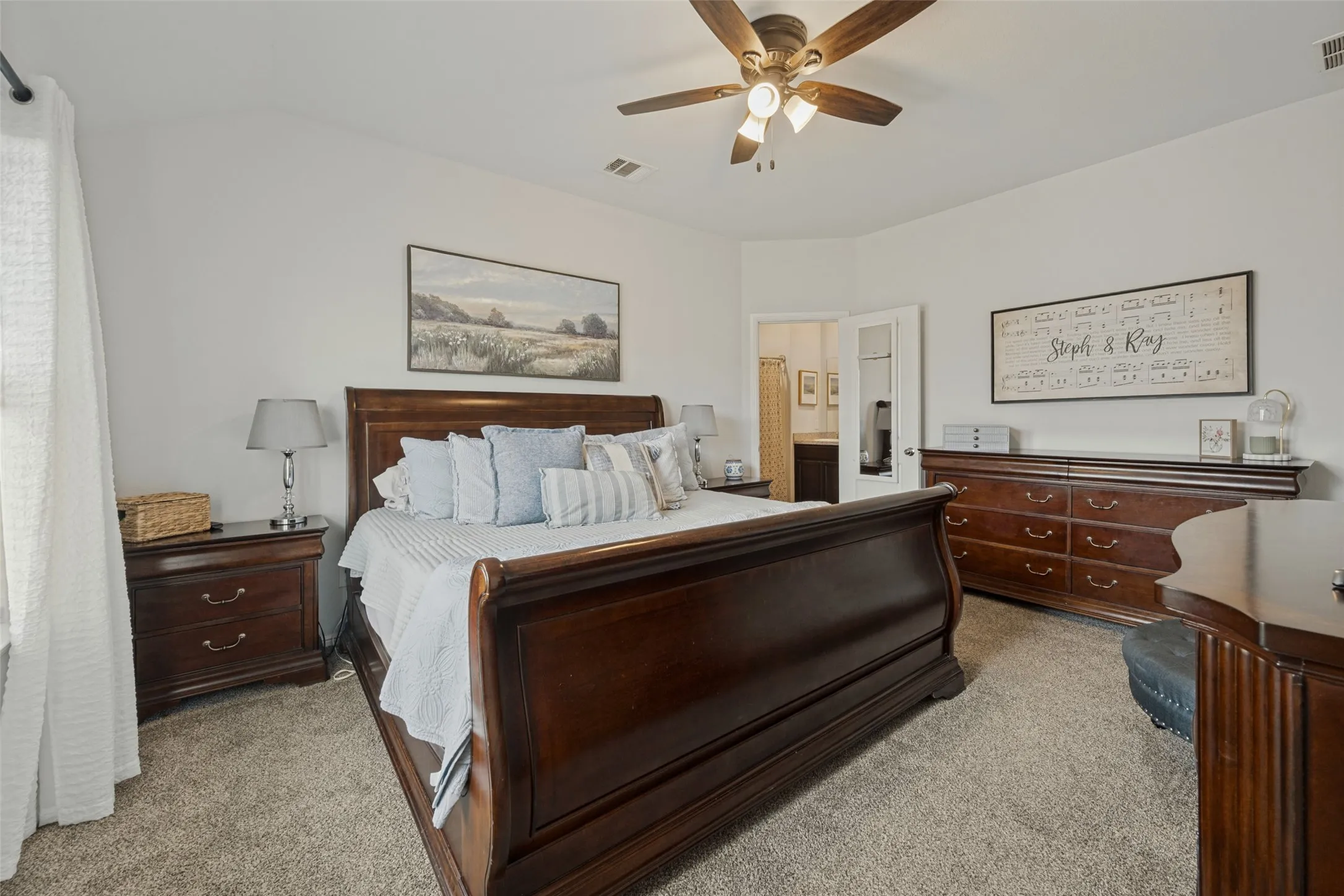 Single Family Residence For Sale in Tarrant County , 4733 Feltleaf Avenue, Fort Worth, Texas 76036, 5 Bedroom, 2 Bathroom, 2 Garage spaces, 2,154 Sqft, built in 2019, mls#21387338, Real Estate Agent in Fort Worth, Homes For Sale in Tarrant county, Homes For Sale in Fort Worth, Realtor in Fort Worth Texas, Real Estate Brokerage Independent Realty Texas, Luminita Cordes Realtor