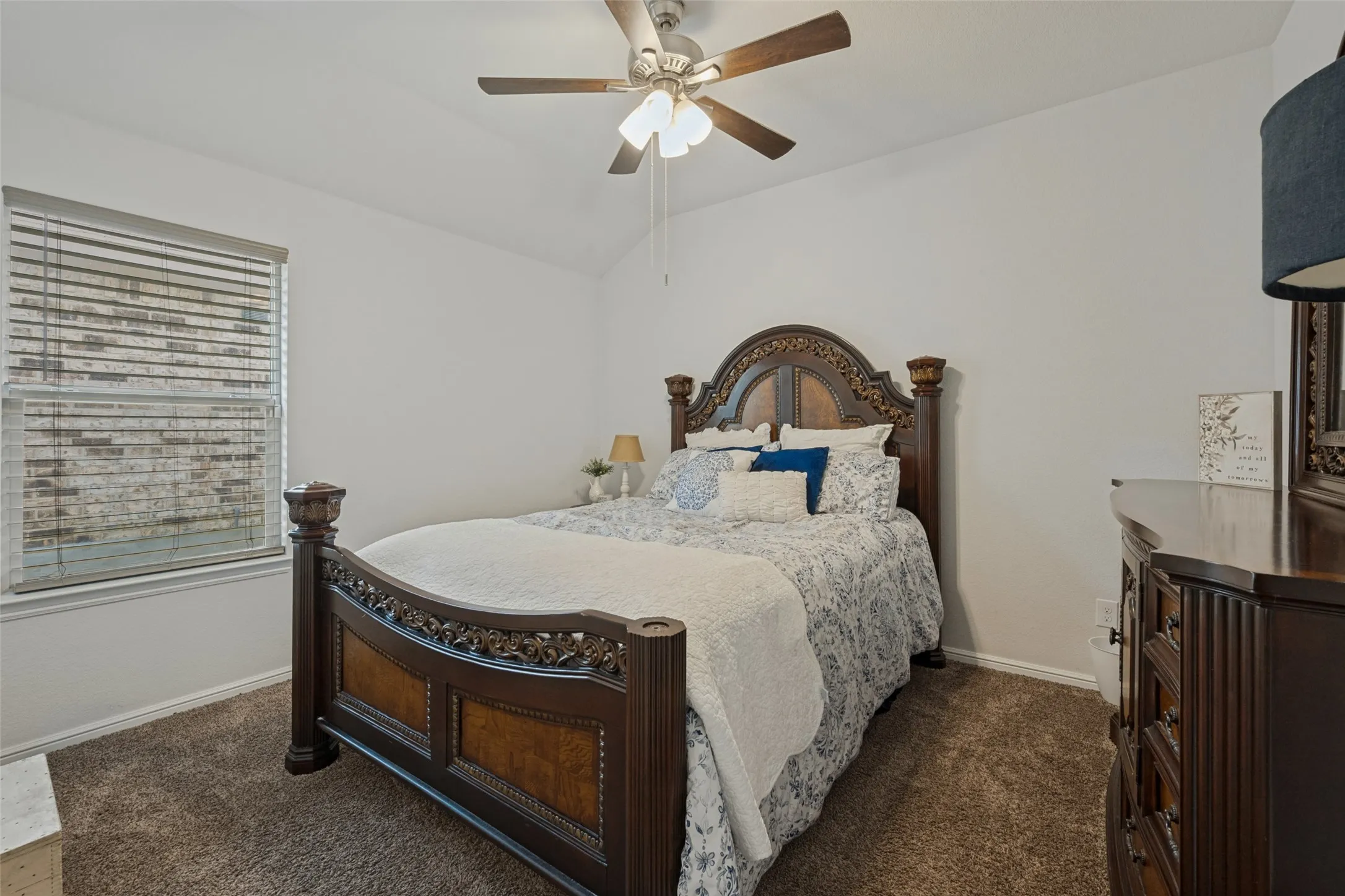 Single Family Residence For Sale in Tarrant County , 4733 Feltleaf Avenue, Fort Worth, Texas 76036, 5 Bedroom, 2 Bathroom, 2 Garage spaces, 2,154 Sqft, built in 2019, mls#21387338, Real Estate Agent in Fort Worth, Homes For Sale in Tarrant county, Homes For Sale in Fort Worth, Realtor in Fort Worth Texas, Real Estate Brokerage Independent Realty Texas, Luminita Cordes Realtor