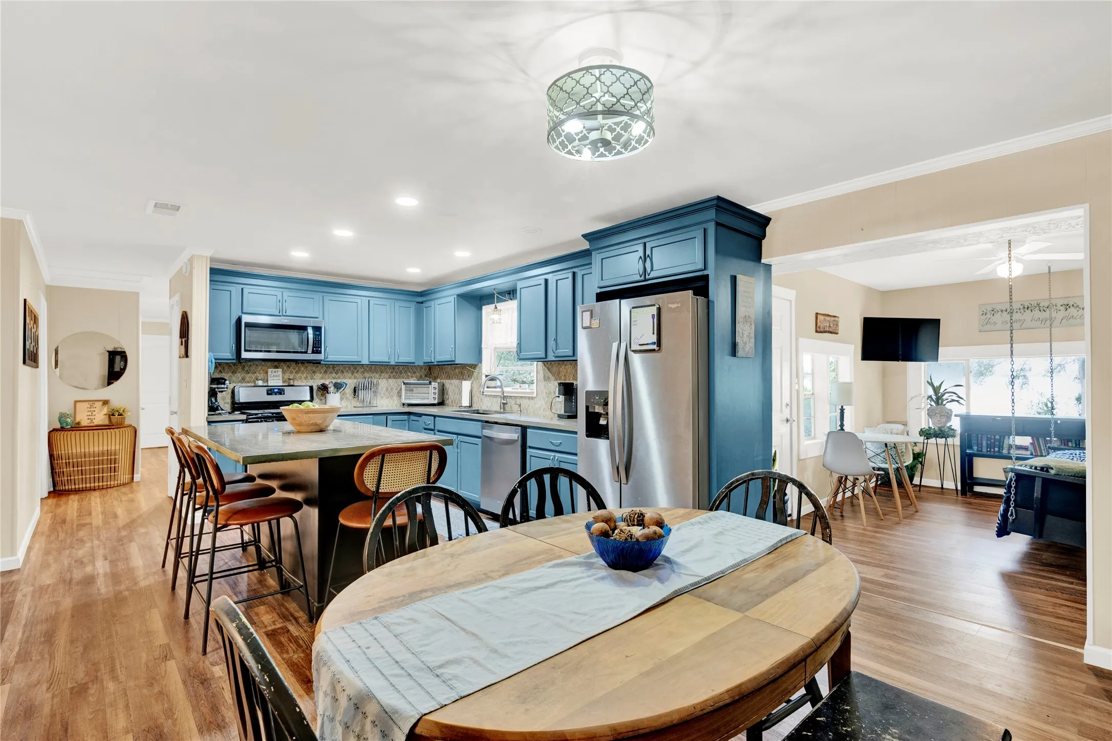 Single Family Residence For Sale in Limestone County , 354 Lcr Redbud A, Mexia, Texas 76667, 3 Bedroom, 2 Bathroom, Garage spaces, 1,524 Sqft, built in 1983, mls#21385118, Real Estate Agent in Mexia, Homes For Sale in Limestone county, Homes For Sale in Mexia, Realtor in Mexia Texas, Real Estate Brokerage Independent Realty Texas, Luminita Cordes Realtor