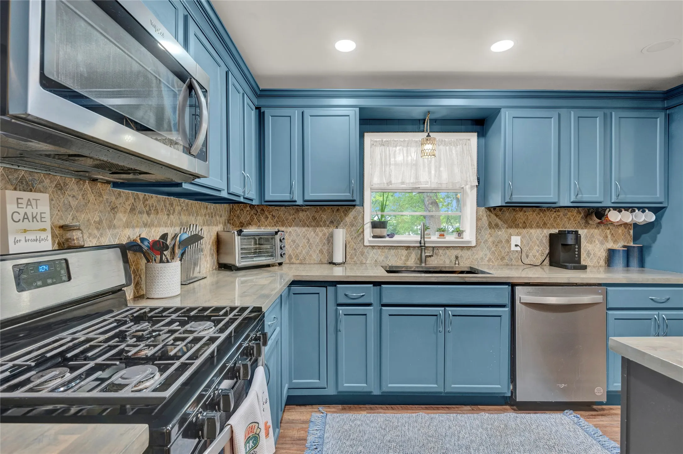 Single Family Residence For Sale in Limestone County , 354 Lcr Redbud A, Mexia, Texas 76667, 3 Bedroom, 2 Bathroom, Garage spaces, 1,524 Sqft, built in 1983, mls#21385118, Real Estate Agent in Mexia, Homes For Sale in Limestone county, Homes For Sale in Mexia, Realtor in Mexia Texas, Real Estate Brokerage Independent Realty Texas, Luminita Cordes Realtor