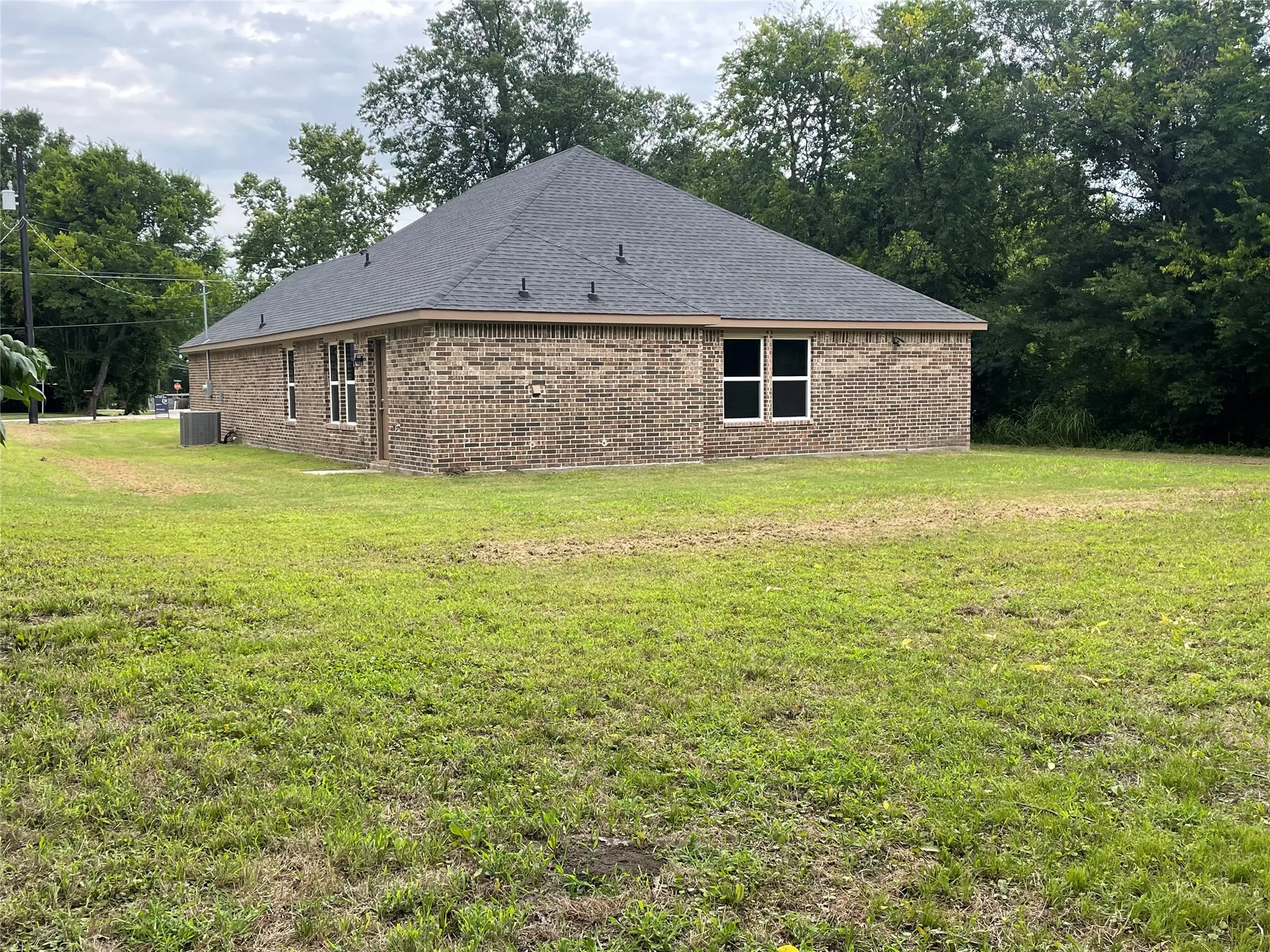 Single Family Residence For Sale in Hunt County , 4101 MORRISON, Greenville, Texas 75401, 4 Bedroom, 3 Bathroom, 2 Garage spaces, 1,577 Sqft, built in 2023, mls#21390183, Real Estate Agent in Greenville, Homes For Sale in Hunt county, Homes For Sale in Greenville, Realtor in Greenville Texas, Real Estate Brokerage Independent Realty Texas, Luminita Cordes Realtor