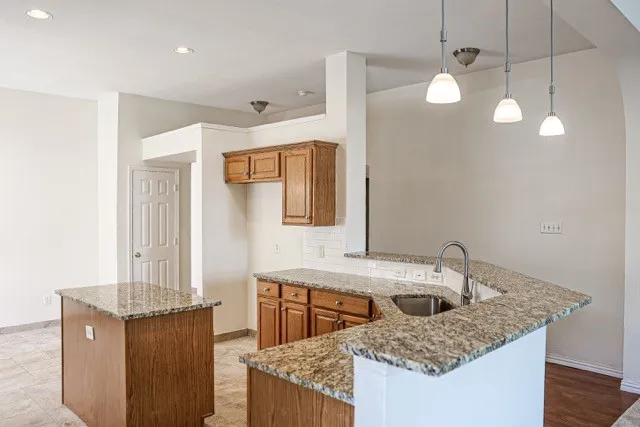 Single Family Residence For Sale in Denton County , 9244 WICHITA Trail, Frisco, Texas 75034, 3 Bedroom, 2 Bathroom, 2 Garage spaces, 2,193 Sqft, built in 1998, mls#21389433, Real Estate Agent in Frisco, Homes For Sale in Denton county, Homes For Sale in Frisco, Realtor in Frisco Texas, Real Estate Brokerage Independent Realty Texas, Luminita Cordes Realtor